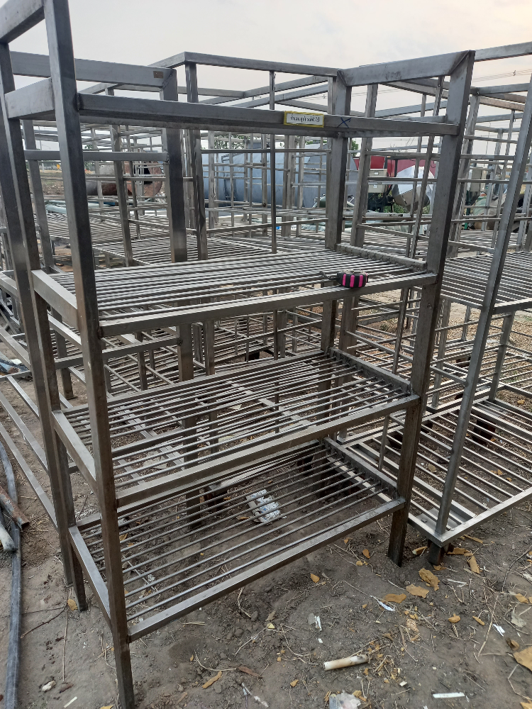 ขาย ชั้นสแตนเลส 316ขนาด 120x150 สภาพดีมาก สนใจทักมาได้ค่ะ 0852254655 ขาย ชั้นสแตนเลส 316ขนาด 120x150 สภาพดีมาก สนใจทักมาได้ค่ะ 0852254655