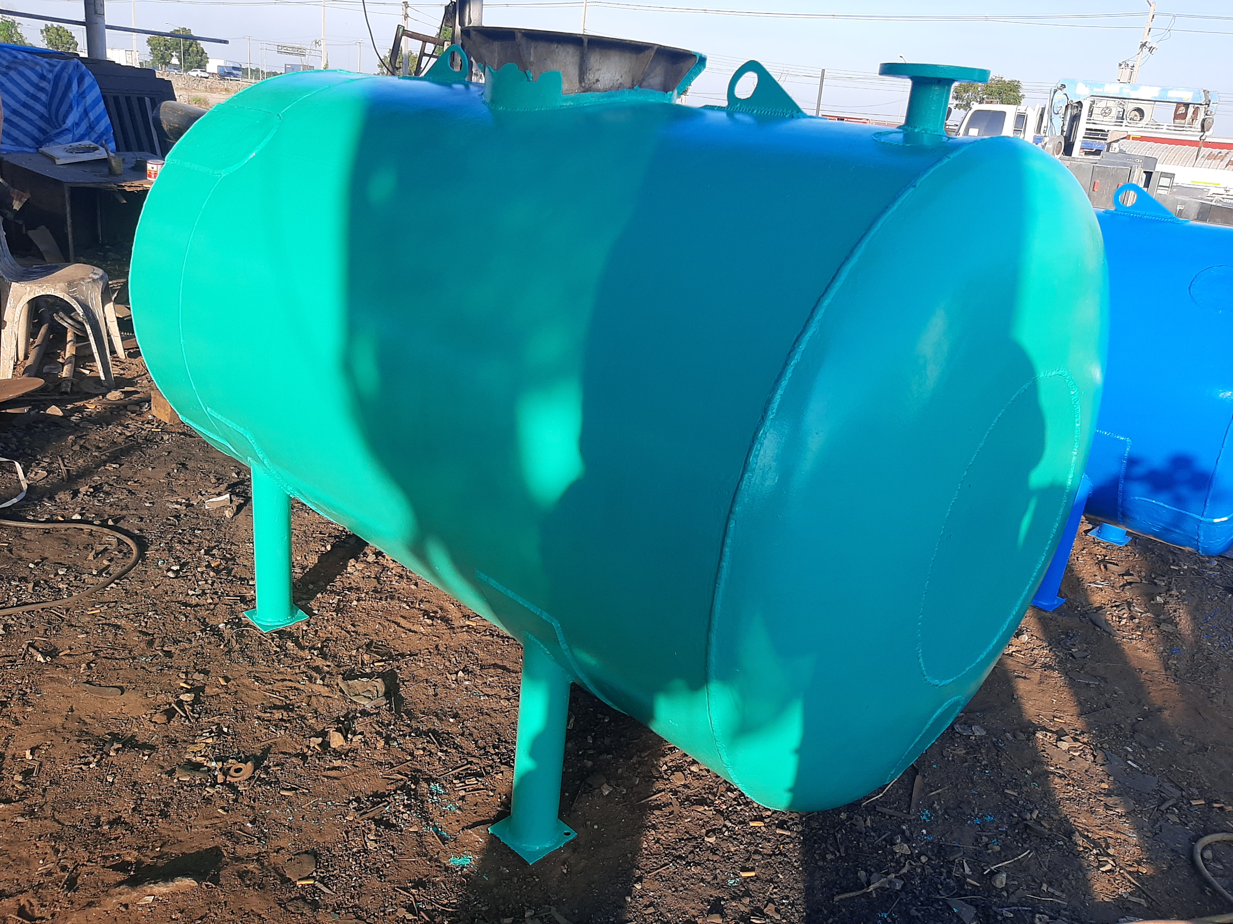 ขาย ถังน้ำมัน ถังน้ำ 2000ลิตรมือสอง สภาพดีสนใจทักมาได้ต่ะ ขาย ถังน้ำมัน ถังน้ำ 2000ลิตรมือสอง สภาพดีสนใจทักมาได้ต่ะ