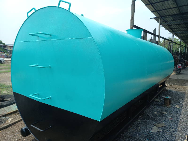 ขาย ถังน้ำมัน ถังน้ำ 18000ลิตรมือสอง หนา6มิลกว้าง 1.95ม.ยาว6.07ม.สภาพดี สนใจทักมาได้ค่ะ