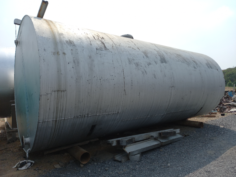 ขาย ถังน้ำมัน30000ลิตรมือสองหนา6มิลกว้าง 2.60ม.ยาว6.10ม.สภาพดีมาก สนใจทักมาได้ค่ะ 0917926651