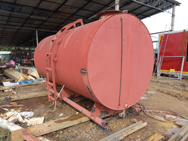 ขาย ถังน้ำมัน 9500ลิตร มือสองกว้าง1.83ม.ยาว3.65ม.หนา6มิลสภาพดีกำลังบิวใหม่สนใจทักมาได้ค่ะ