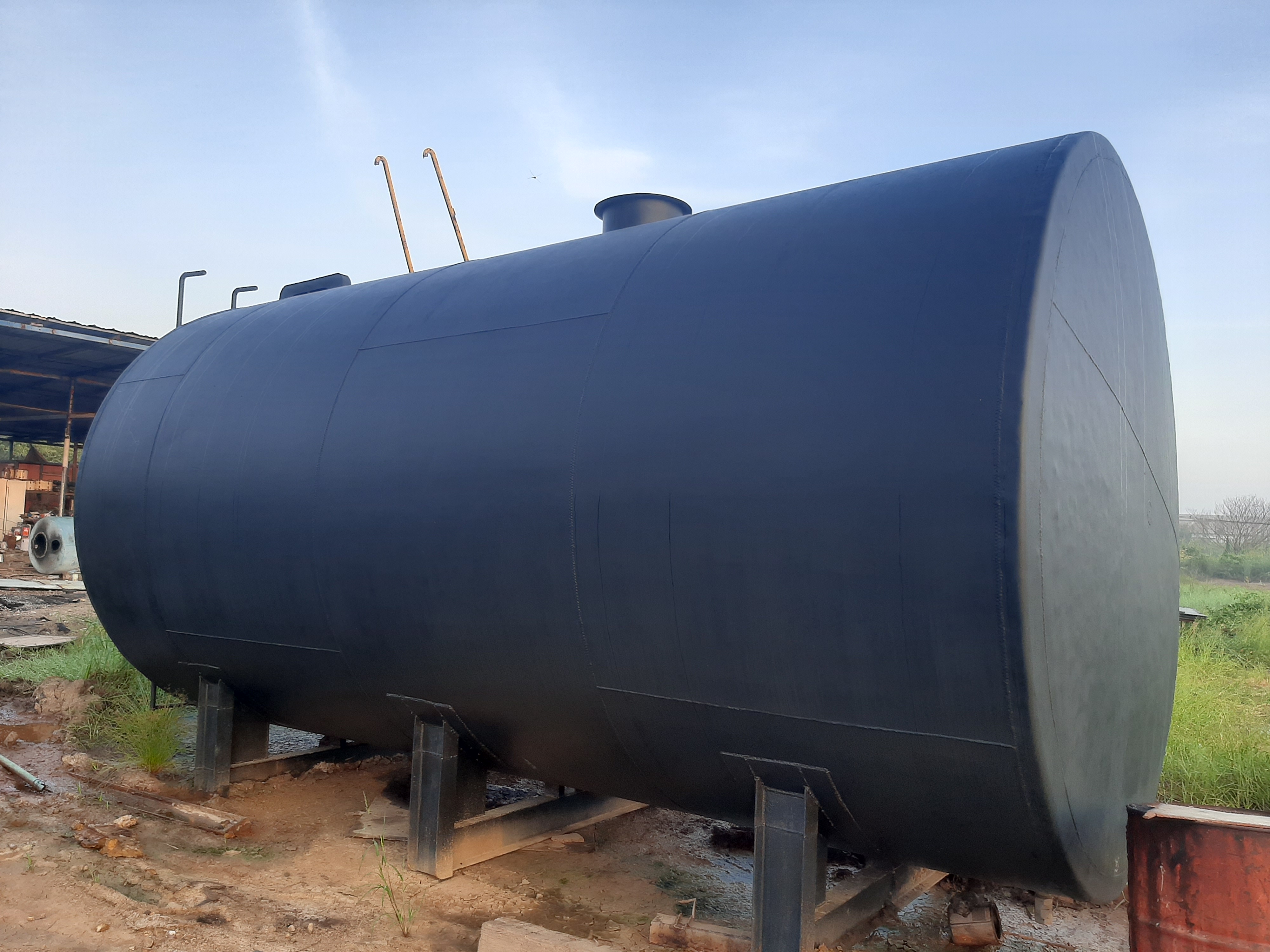 ขาย ถังน้ำมัน ถังน้ำ 35000 ลิตร เหล็กหนาไม่มีบุบ ไม่มีรั่ว ยาว 5.37ม.กว้าง 2.90ม.สภาพดีมากสนใจทักมาค่ะ ขาย ถังน้ำมัน ถังน้ำ 35000 ลิตร เหล็กหนาไม่มีบุบ ไม่มีรั่ว ยาว 5.37ม.กว้าง 2.90ม.สภาพดีมากสนใจทักมาค่ะ