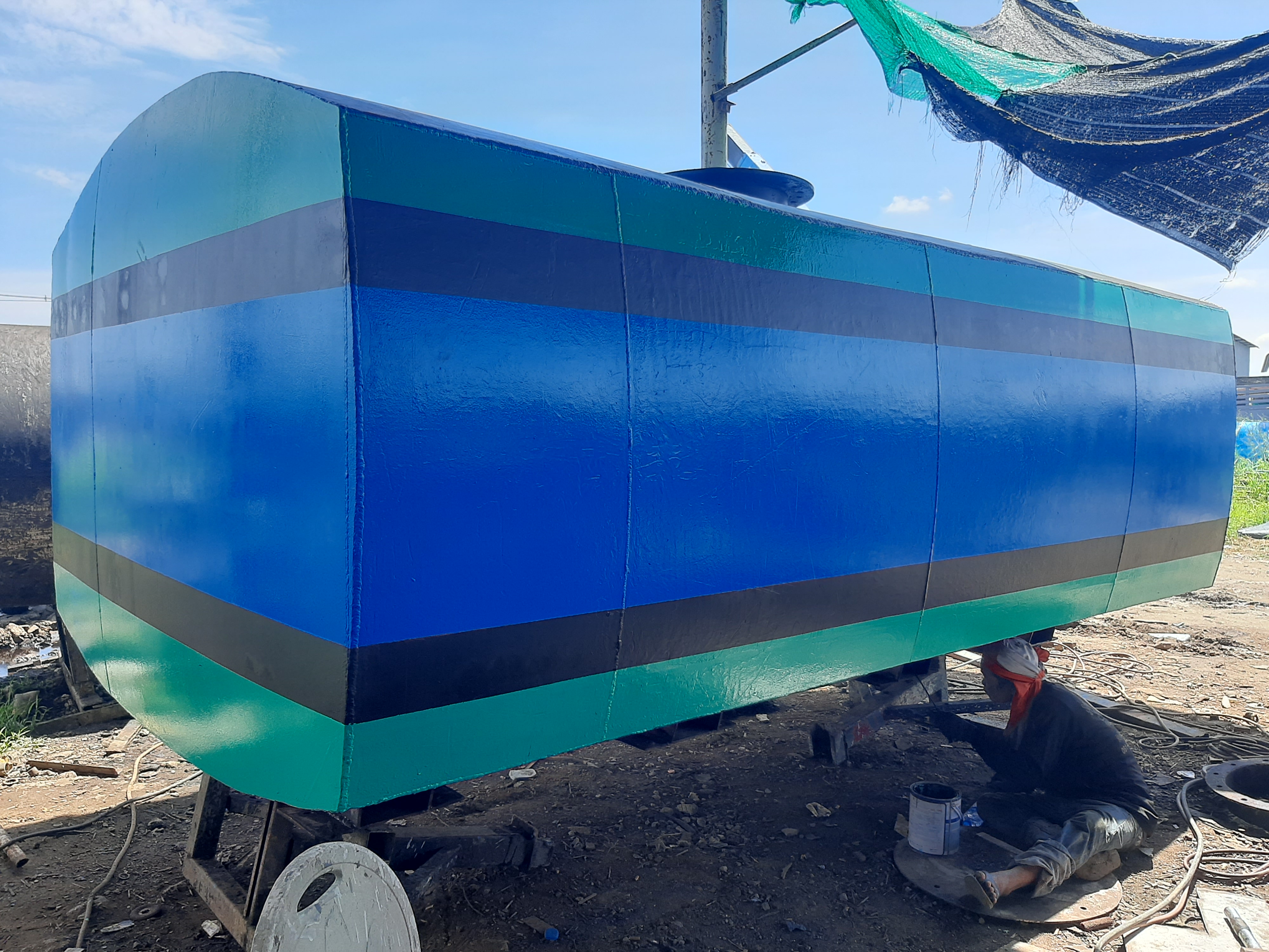 ขาย ถังน้ำ ถังน้ำมัน ติดรถ 11000ลิตร เหล็กหนา มีกั้นห้อง3ห้อง สภาพดี สนใจทักมาได้ค่ะ 0917926651