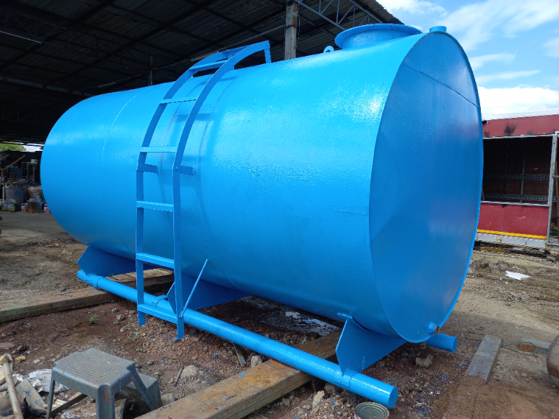 ขาย ถังน้ำมัน 9500ลิตร มือสอง กว้าง1.83ม.ยาว3.65ม.หนา6มิล สภาพดีสนใจทักมาได้ค่ะ 0852254655