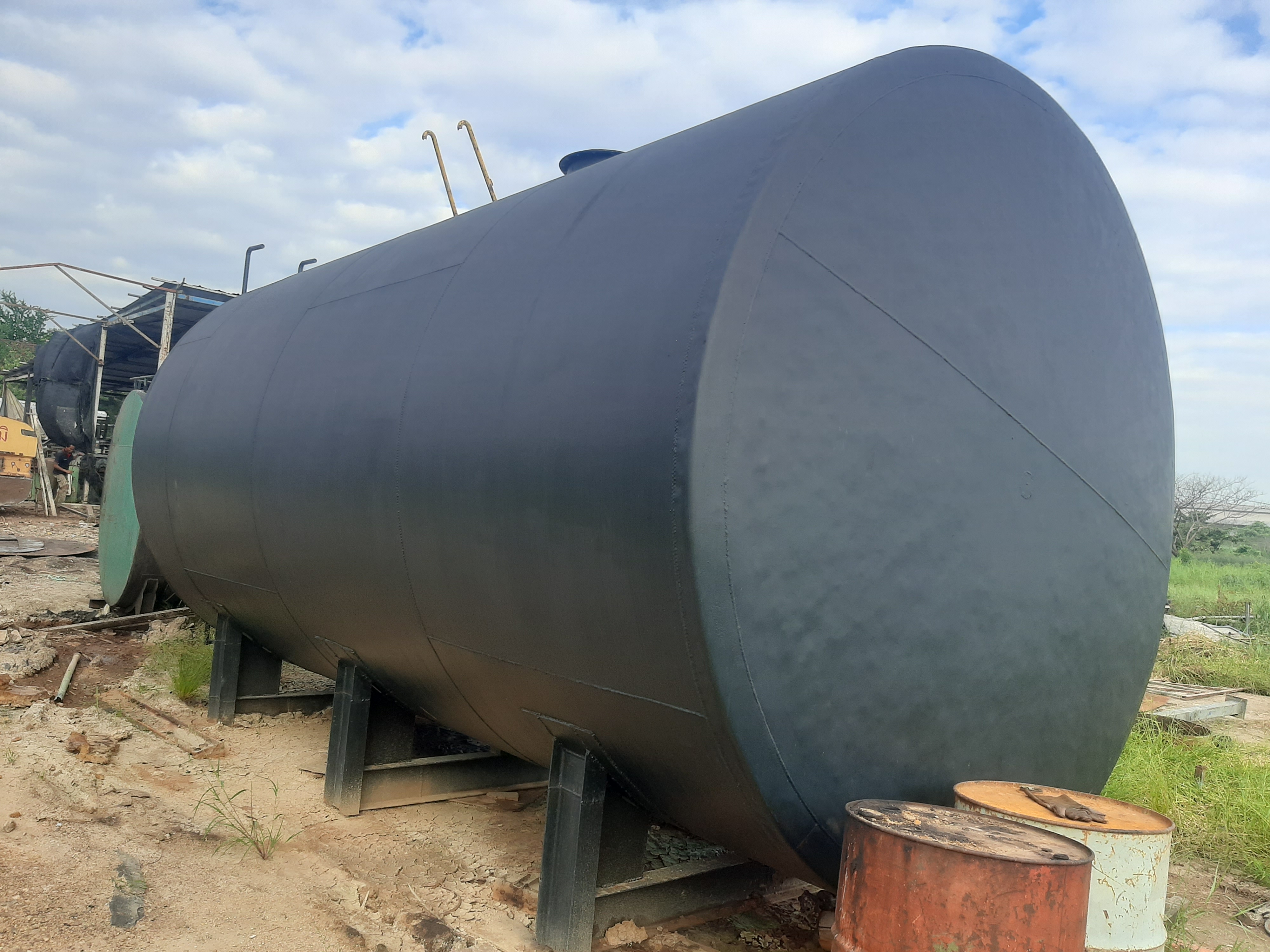 ขาย ถังน้ำมัน ถังน้ำ 35000 ลิตร เหล็กหนาไม่มีบุบ ไม่มีรั่ว ยาว 5.37ม.กว้าง 2.90ม.สภาพดีมากสนใจทักมาค่ะ ขาย ถังน้ำมัน ถังน้ำ 35000 ลิตร เหล็กหนาไม่มีบุบ ไม่มีรั่ว ยาว 5.37ม.กว้าง 2.90ม.สภาพดีมากสนใจทักมาค่ะ