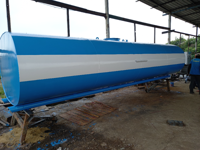 ขาย ถังน้ำมัน15000ลิตร ทรงวงรีมือสอง สภาพดี สวย หนา 4มิลมาตรฐานถังเชล สนใจทักมาได้ค่ะ 0852254655