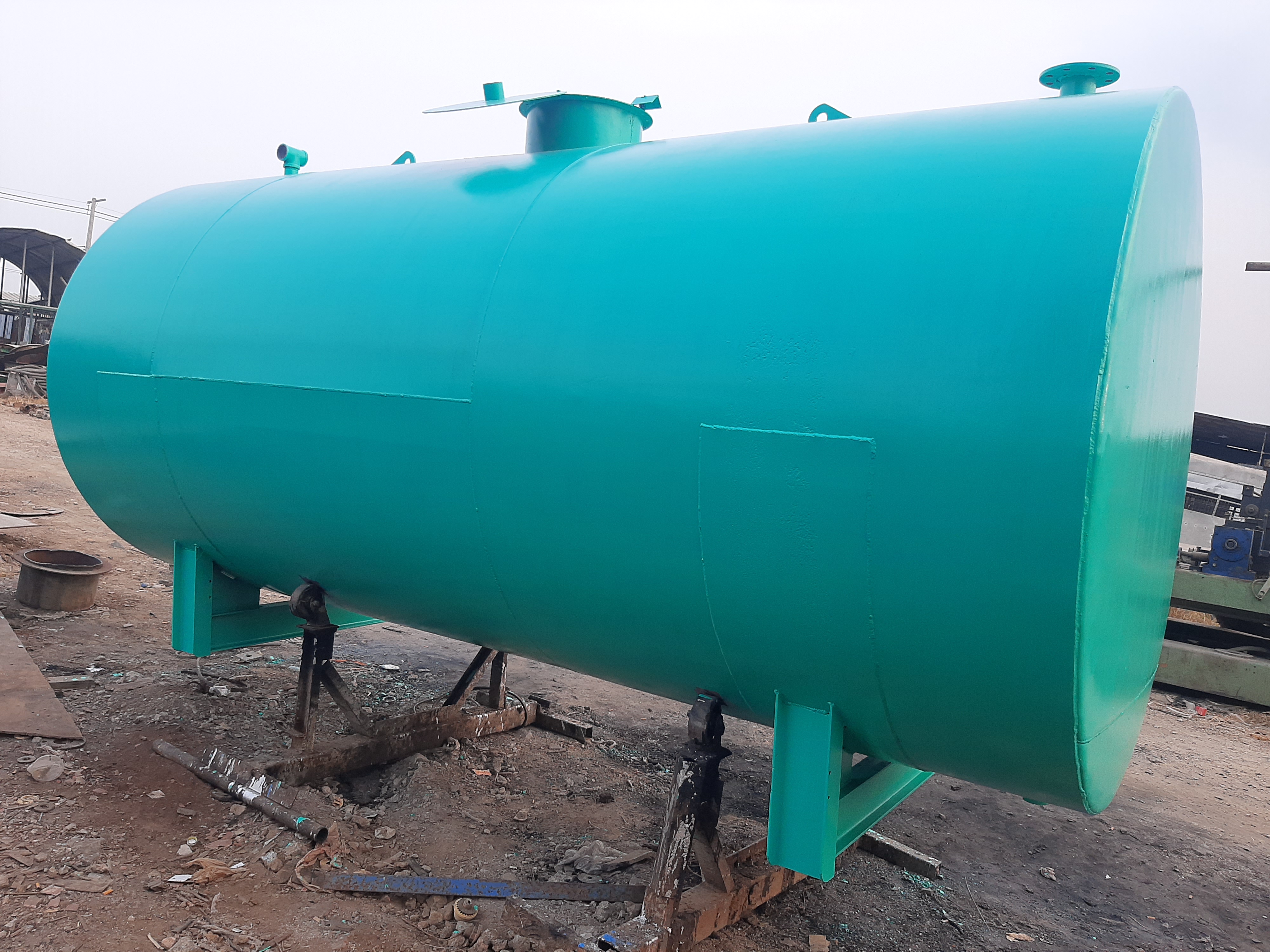 ขาย ถังน้ำมัน ถังน้ำ 9700ลิตร มือสองเหล็กหนา6มิลยาว 3.83ม.กว้าง1.80ม.สนใจทักมาได้ค่ะ