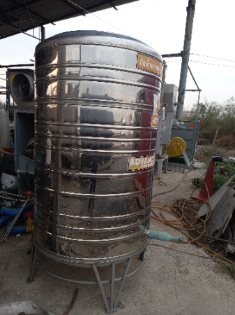 ขาย ถังน้ำสแตนเลส2000ลิตรมือสอง มีขาฝาครบ ไม่มีรั่ว สภาพดีมาก สนใจทักมาได้ค่ะ 0852254655