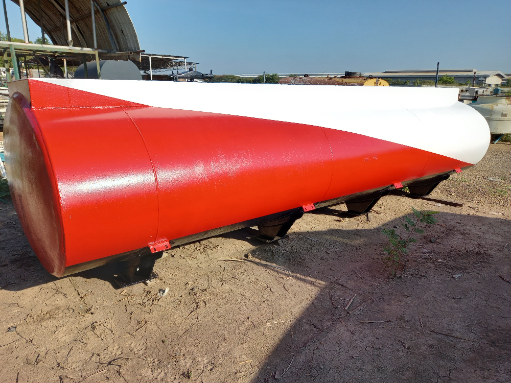 ขาย ถังน้ำ ถังน้ำมันติดรถ 9400 ลิตร มือสอง มี2กั้น3ห้อง สภาพดี สนใจทักมาได้ค่ะ