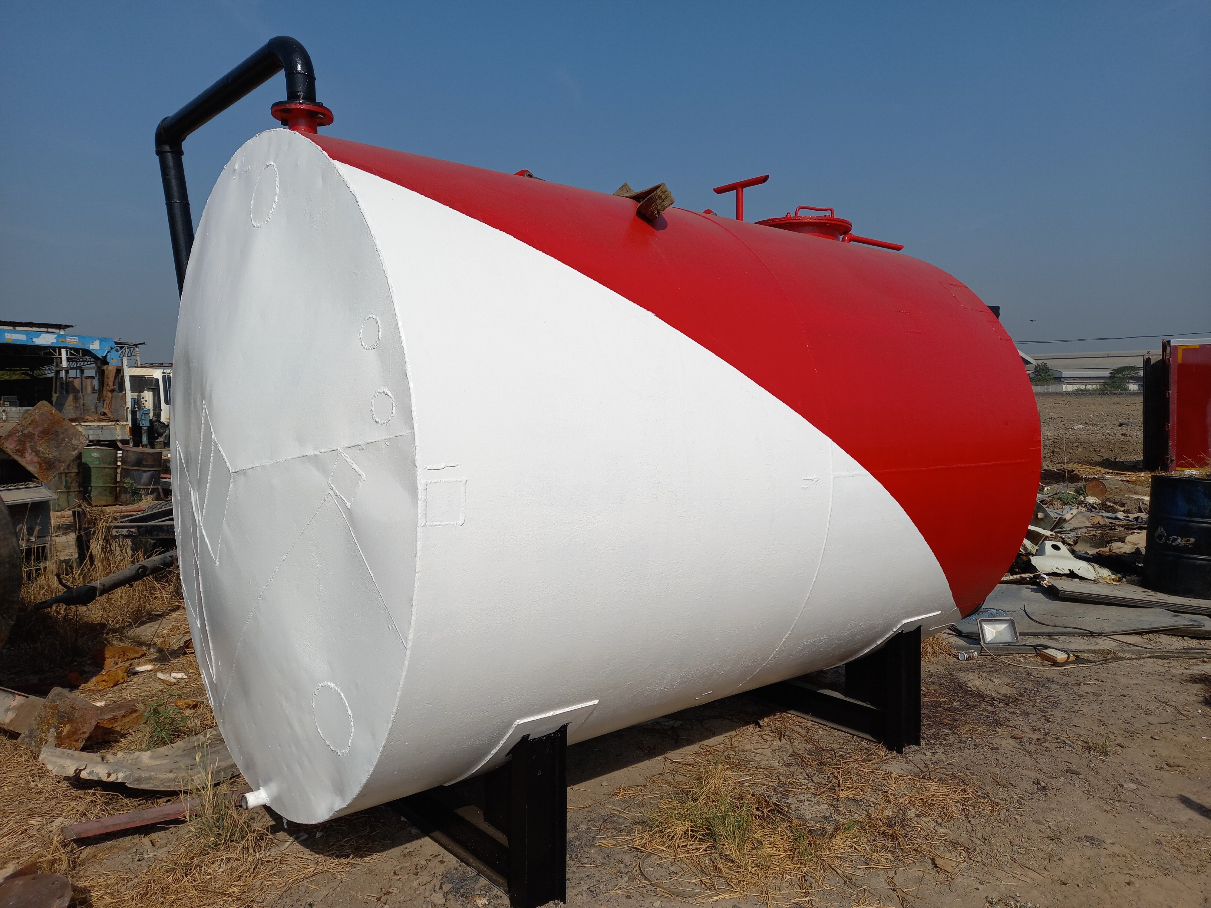 ขาย ถังน้ำมันมือสอง 10000ลิตรเหล็กหนา6มิล กว้าง1.90ม.ยาว3.08ม.สภาพดีสนใจทักมาได้ค่ะ0917926651