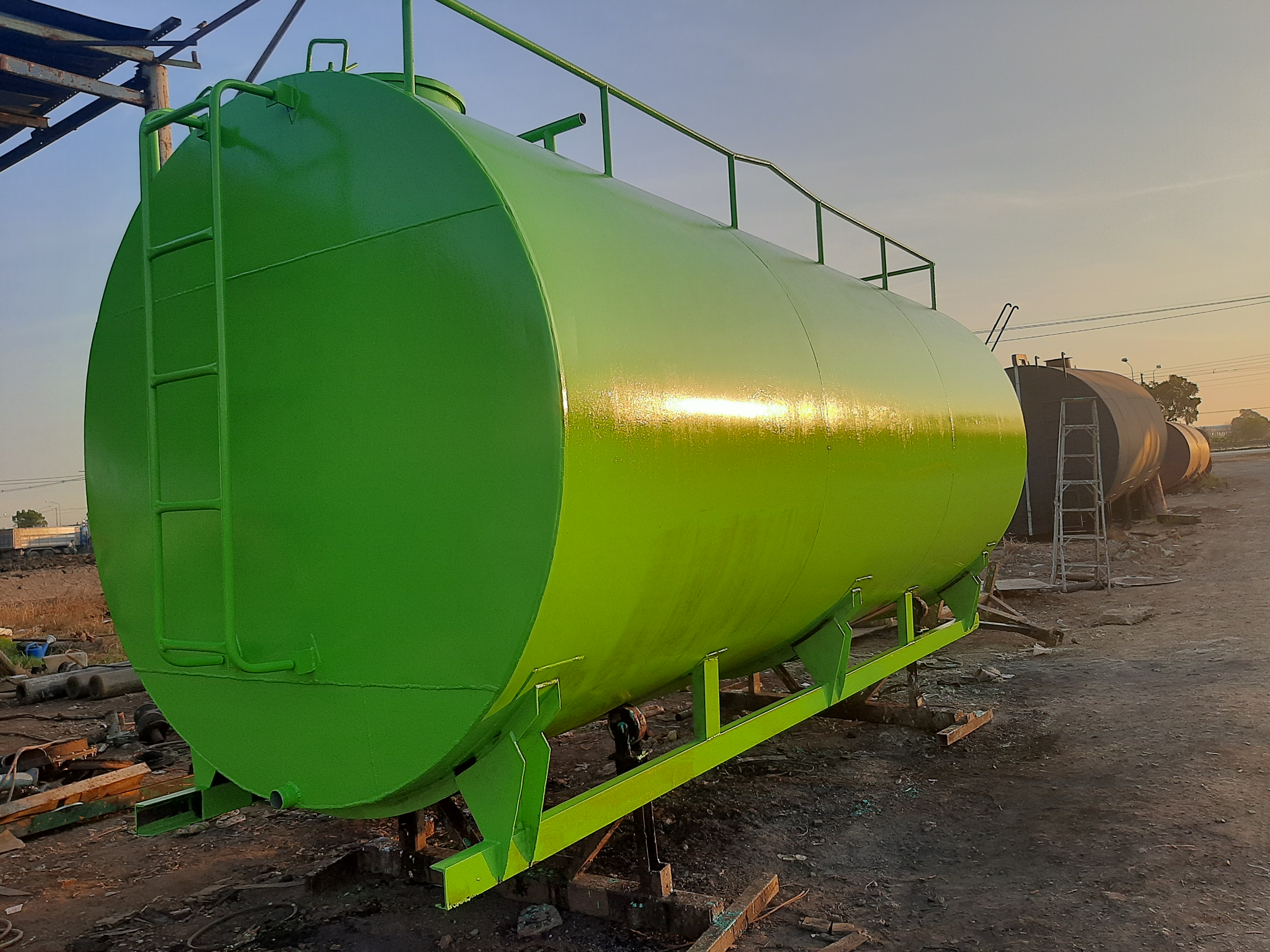 ขาย ถังน้ำมัน 15000ลิตรมือสอง หนา 4มิล กว้าง2.04ยาว4.62ม.สภาพสวยสนใจทักมาได้ค่ะ0917926651