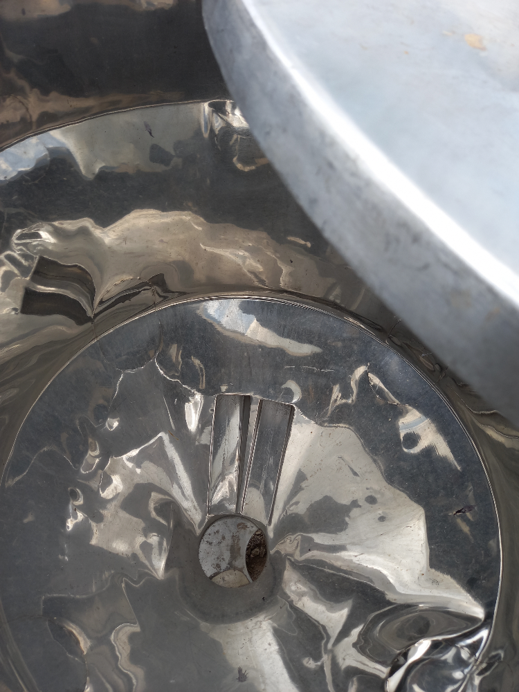 ขาย ถังสแตนเลส 260ลิตรกว้าง 75เซน สูง60เซน สภาพดีมากสนใจทักมาได้ค่ะ 0852254655 ขาย ถังสแตนเลส 260ลิตรกว้าง 75เซน สูง60เซน สภาพดีมากสนใจทักมาได้ค่ะ 0852254655