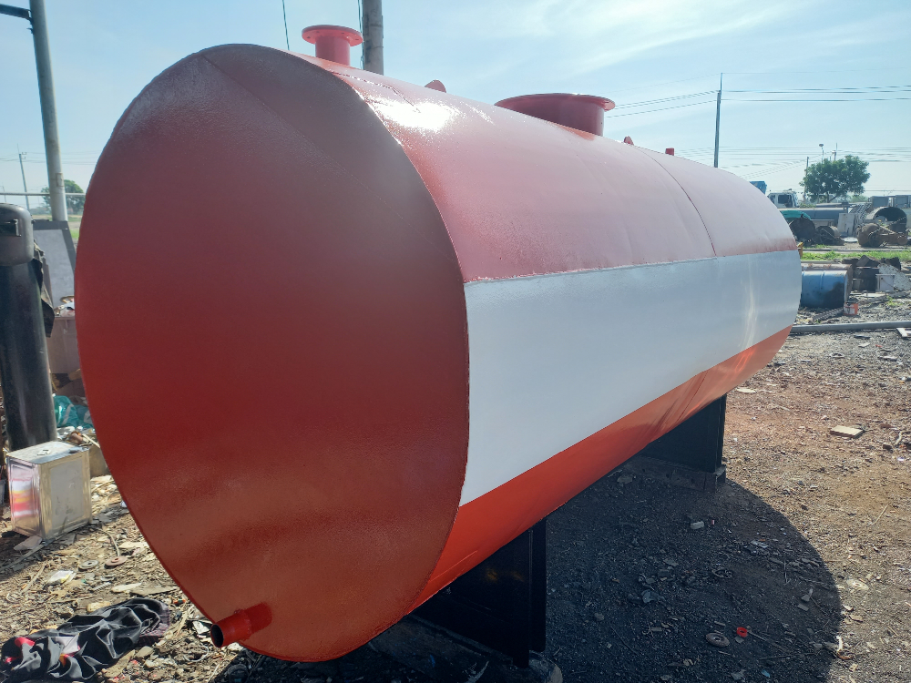 ขาย ถังน้ำมัน 4600ลิตร มือสองกว้าง 1.38ม.ยาว 3.08ม.สภาพดีสนใจทักมาค่ะ 0852254655