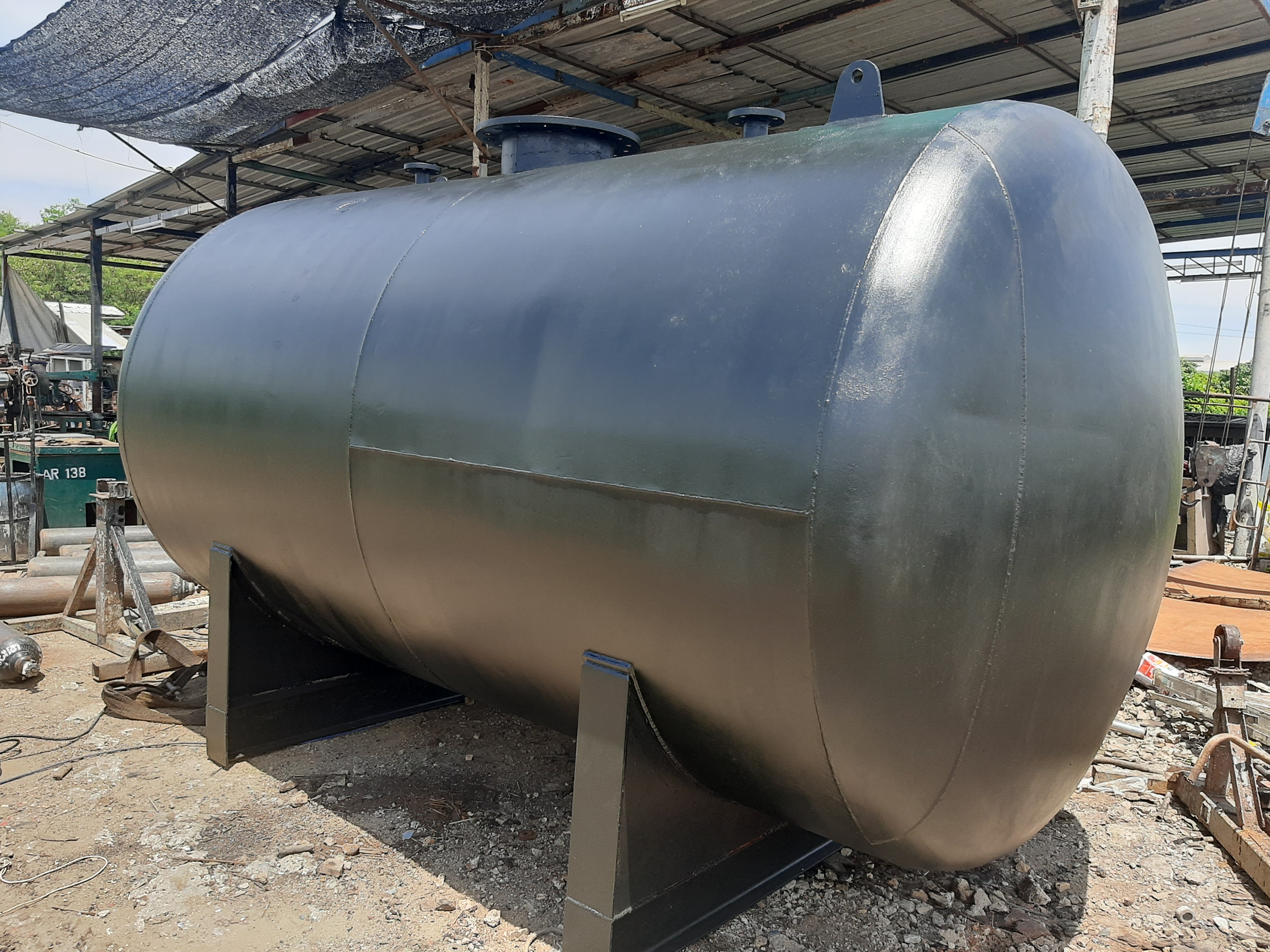 ขาย ถังน้ำมัน 10000ลิตร มือสองทรงสวยเหล็กหนา สภาพดีไม่มีบุบไม่มีรั่ว สนใจทักมาได้ค่ะ 0917926651