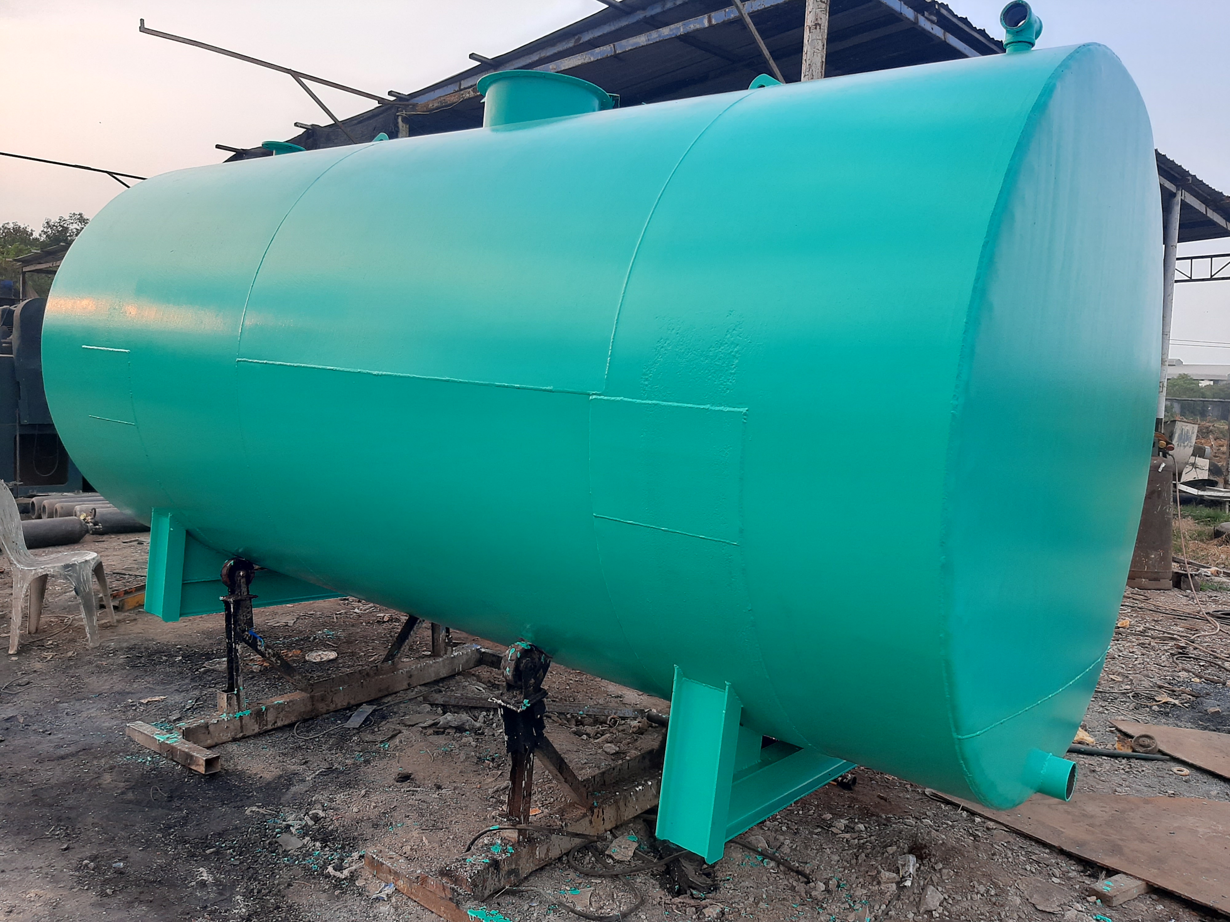 ขาย ถังน้ำมัน ถังน้ำ 9700ลิตร มือสองเหล็กหนา 6มิล ยาว 3.83ม.กว้าง1.80ม.สภาพดีสนใจทักมาได้ค่ะ