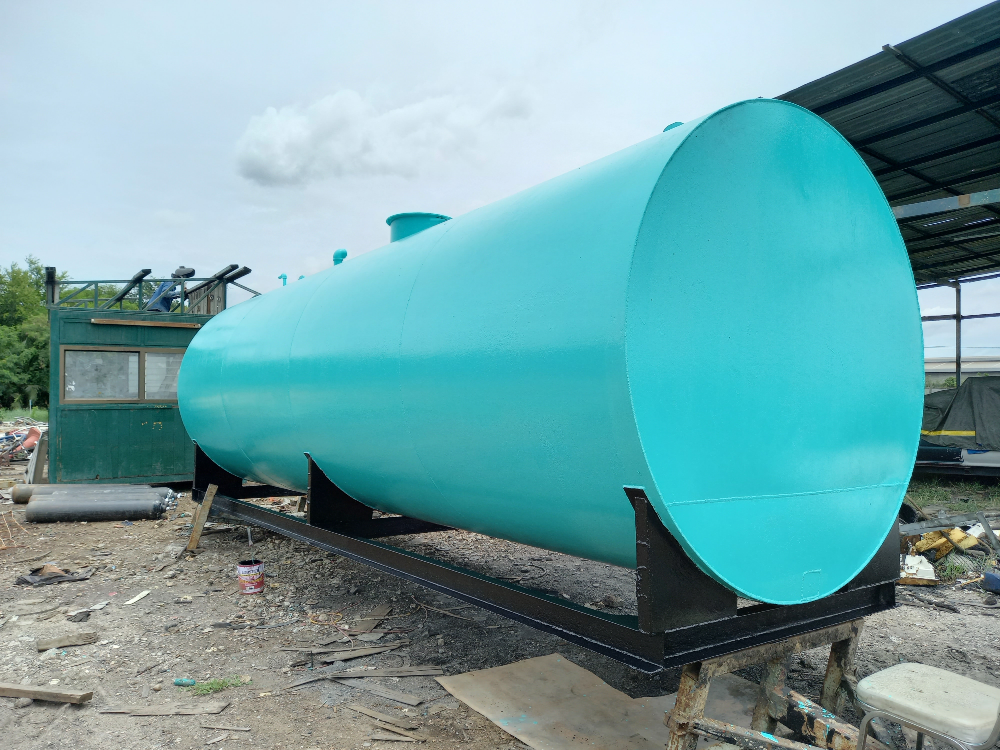 ขาย ถังน้ำมัน 18000 ลิตร มือสอง สภาพดีมาก ยาว 6.10ม. กว้าง 1.95ม.หนา 6มิลสนใจทักมาได้ค่ะ 0852254655