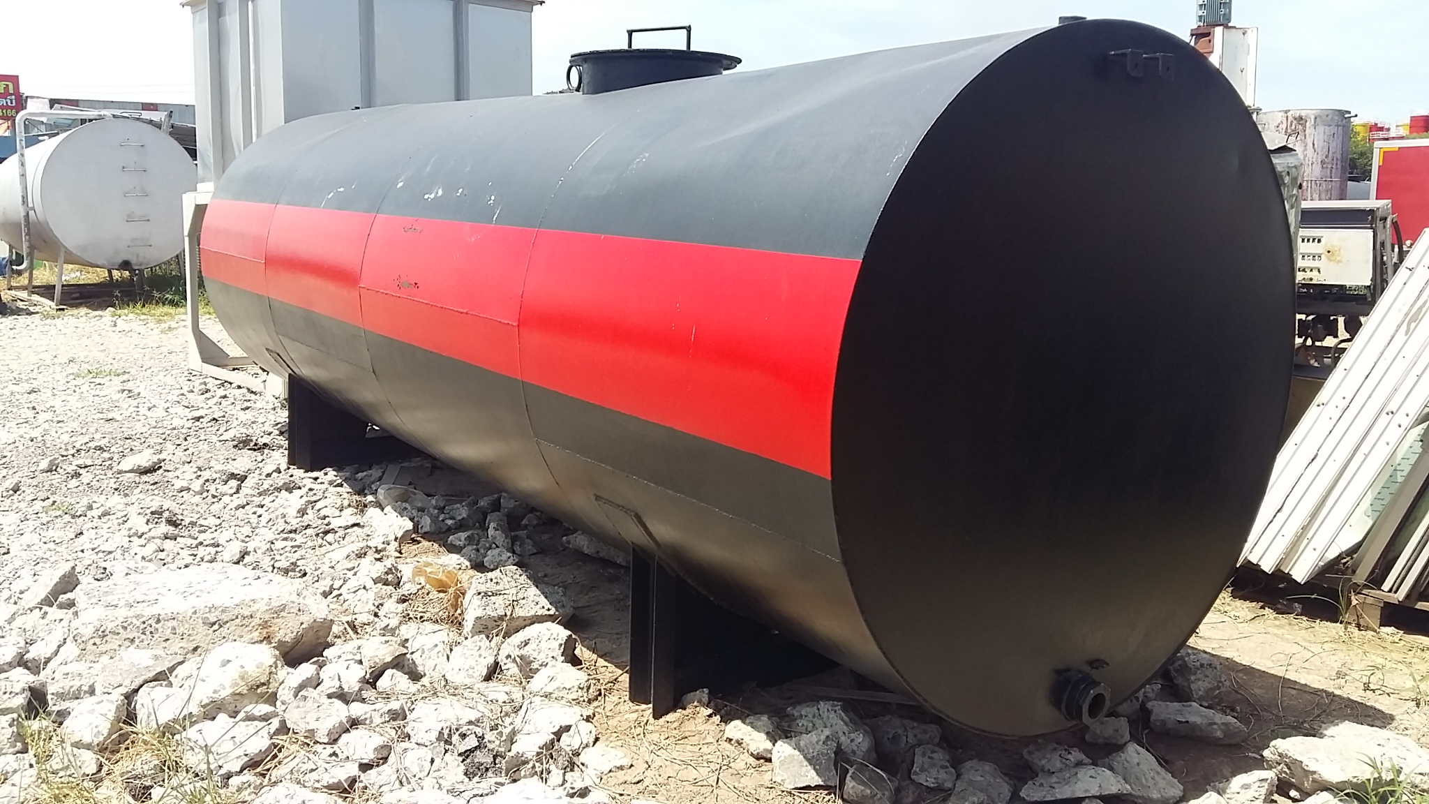 ขาย ถังน้ำมันมือสอง 9000 ลิตร หนา 6มิล กว้าง1.53ม.ยาว4.93ม.สนใจทักมาได้ค่ะ