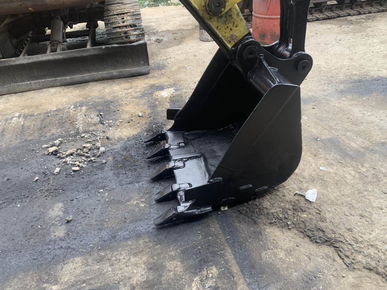 yanmar vio80 สภาพดีเก่าญี่ปุ่น มีใบอินวอยไม่เคยใช้ในไทย yanmar vio80 สภาพดีเก่าญี่ปุ่น มีใบอินวอยไม่เคยใช้ในไทย