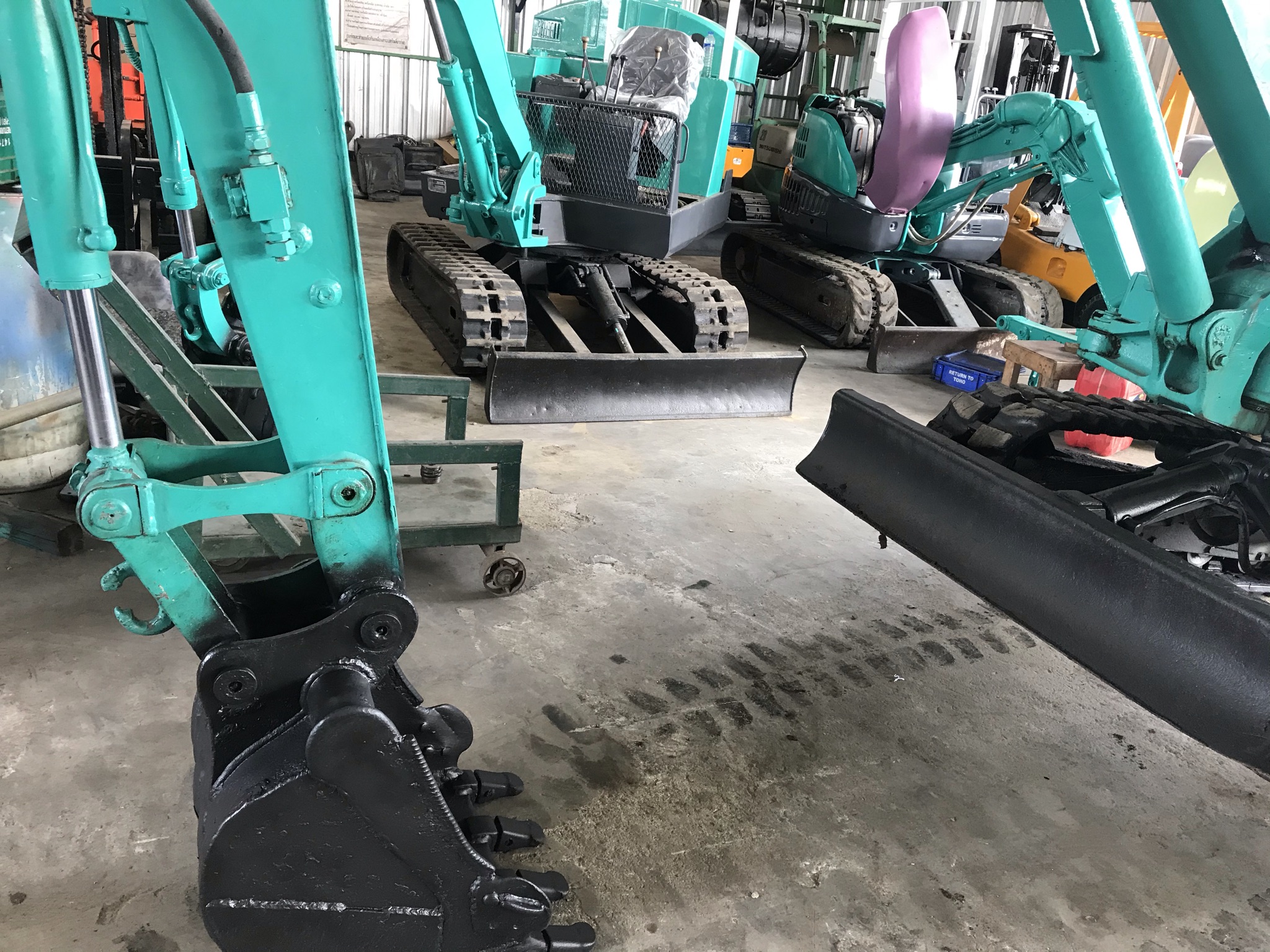 yanmar vio30 สภาพดีเก่าญี่ปุ่น มีใบอินวอยไม่เคยใช้ในไทย yanmar vio30 สภาพดีเก่าญี่ปุ่น มีใบอินวอยไม่เคยใช้ในไทย
