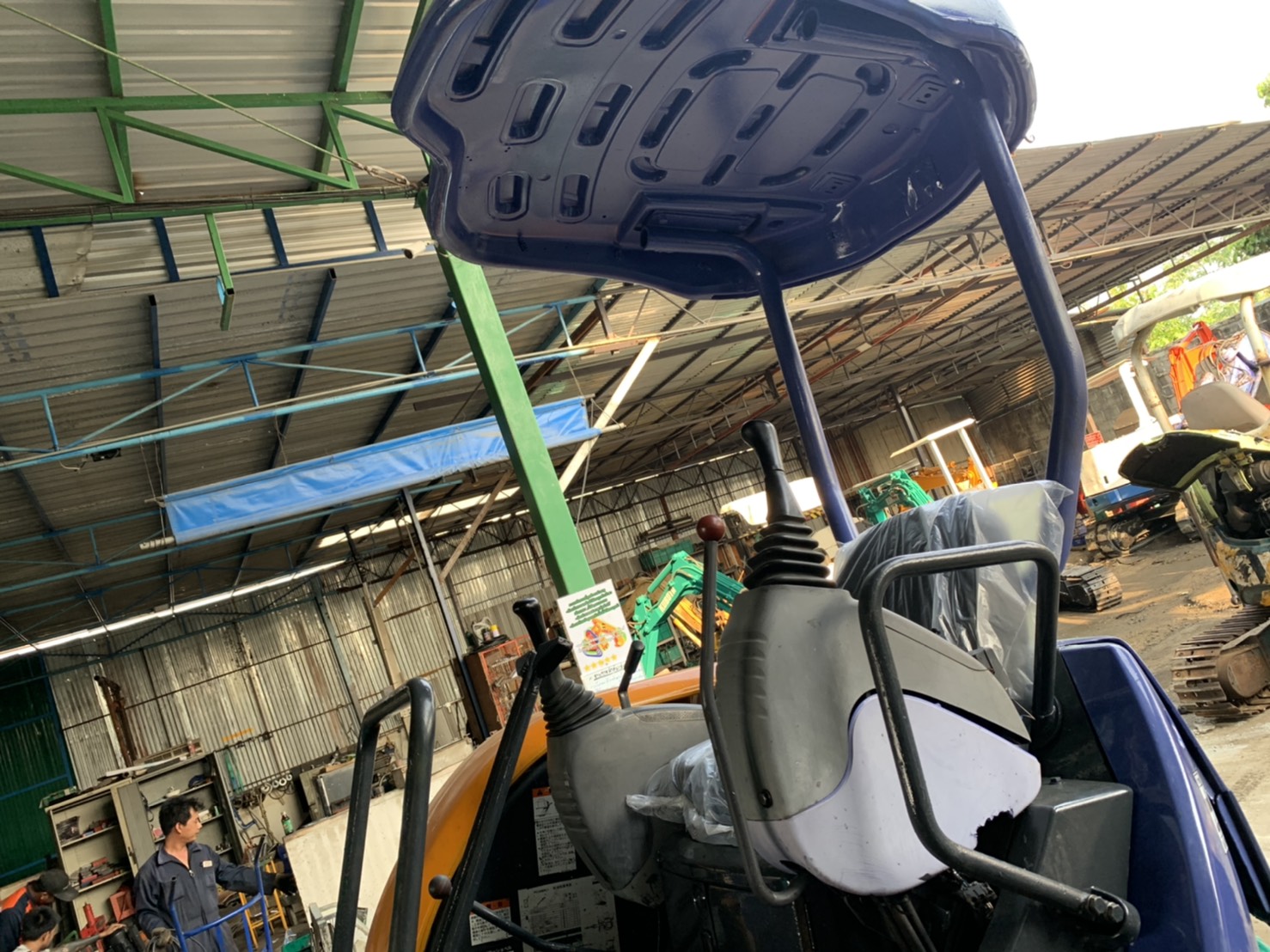 komatsu pc30mr-1 สภาพดีเก่าญี่ปุ่น มีใบอินวอยไม่เคยใช้ในไทย