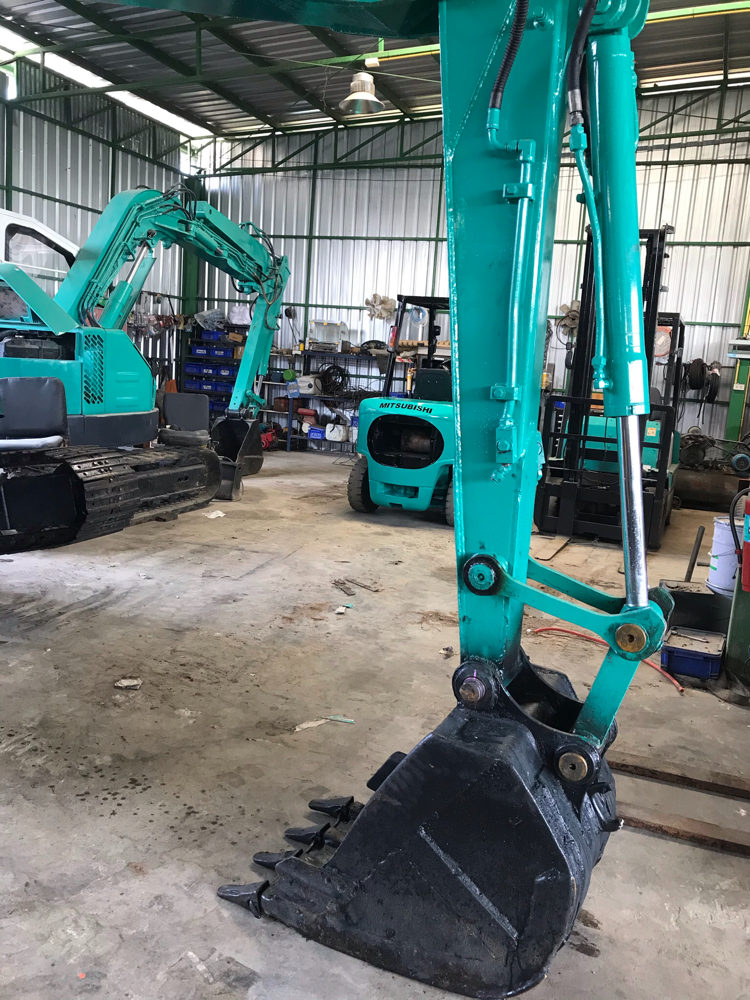 sumitomo sh55uu-2 สภาพดีเก่าญี่ปุ่น มีใบอินวอยไม่เคยใช้ในไทย sumitomo sh55uu-2 สภาพดีเก่าญี่ปุ่น มีใบอินวอยไม่เคยใช้ในไทย