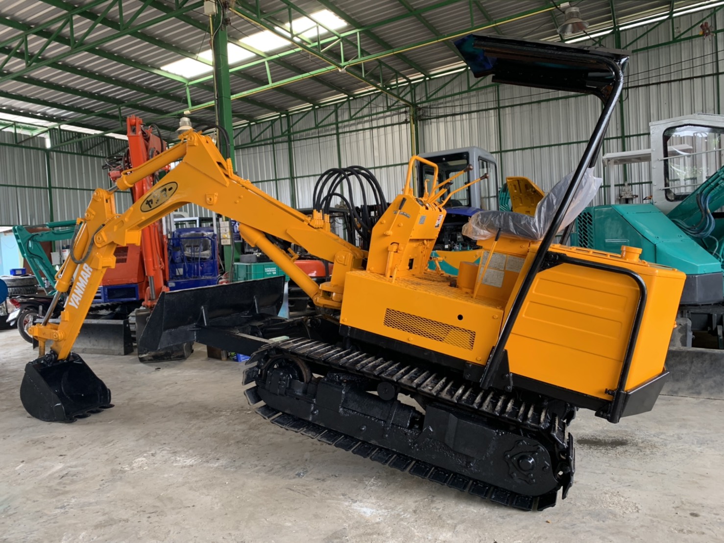 Yanmar yb1200s สภาพดีเก่าญี่ปุ่น มีใบอินวอยไม่เคยใช้ในไทย Yanmar yb1200s สภาพดีเก่าญี่ปุ่น มีใบอินวอยไม่เคยใช้ในไทย