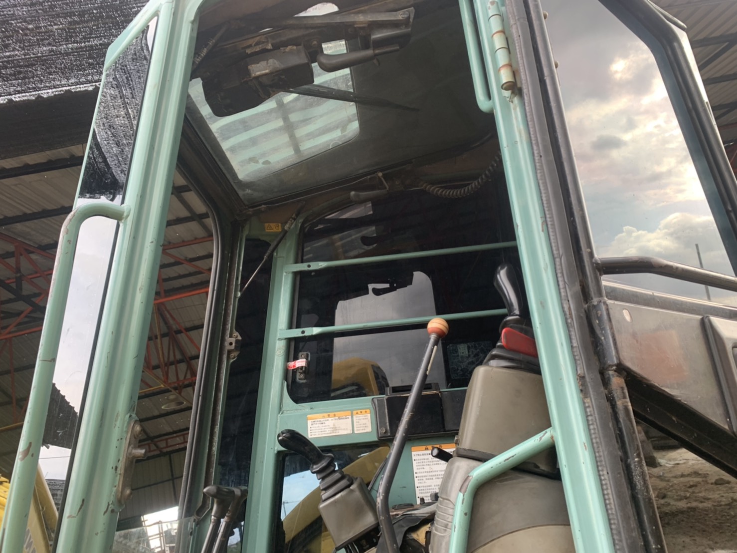 yanmar vio80 สภาพดีเก่าญี่ปุ่น มีใบอินวอยไม่เคยใช้ในไทย