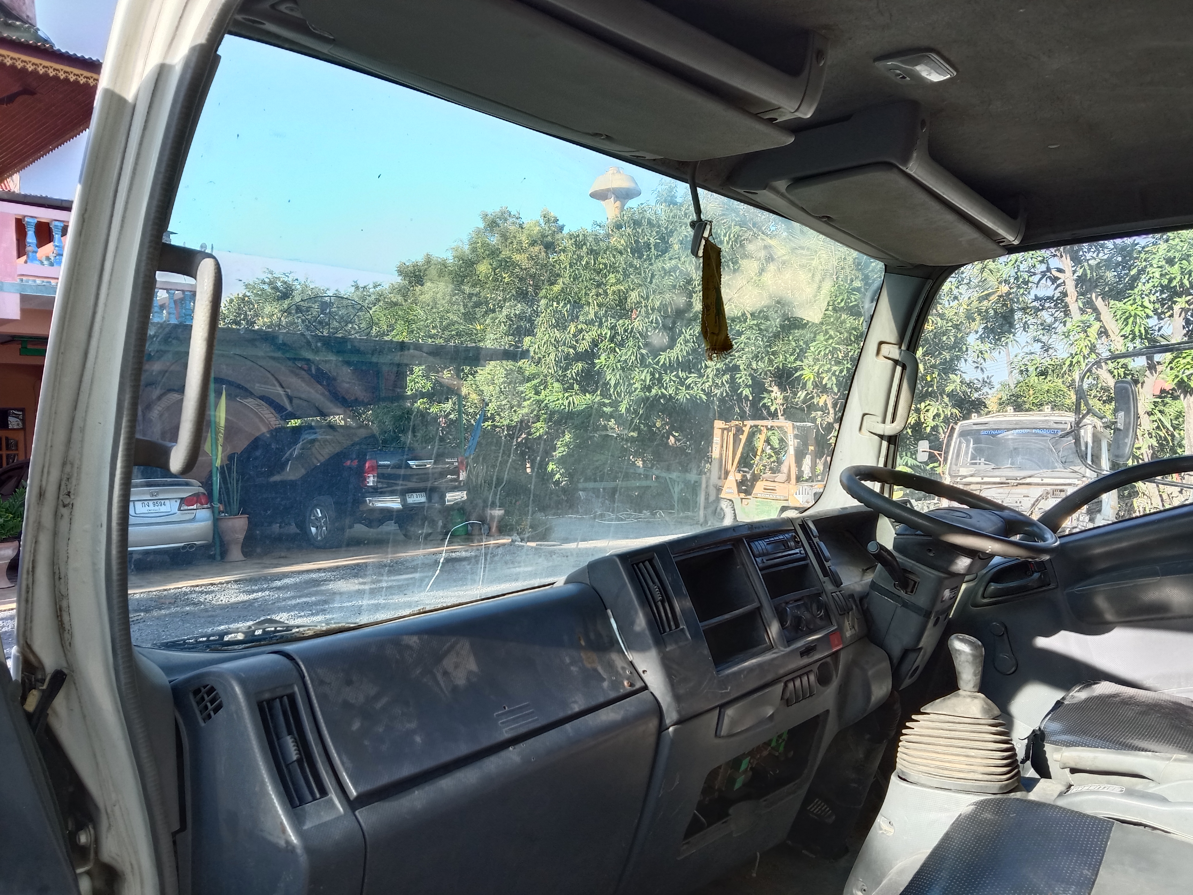 ขายหัวเก๋ง หกล้อ ISUZU NPR150 พร้อมใช้ ขายหัวเก๋ง หกล้อ ISUZU NPR150 พร้อมใช้