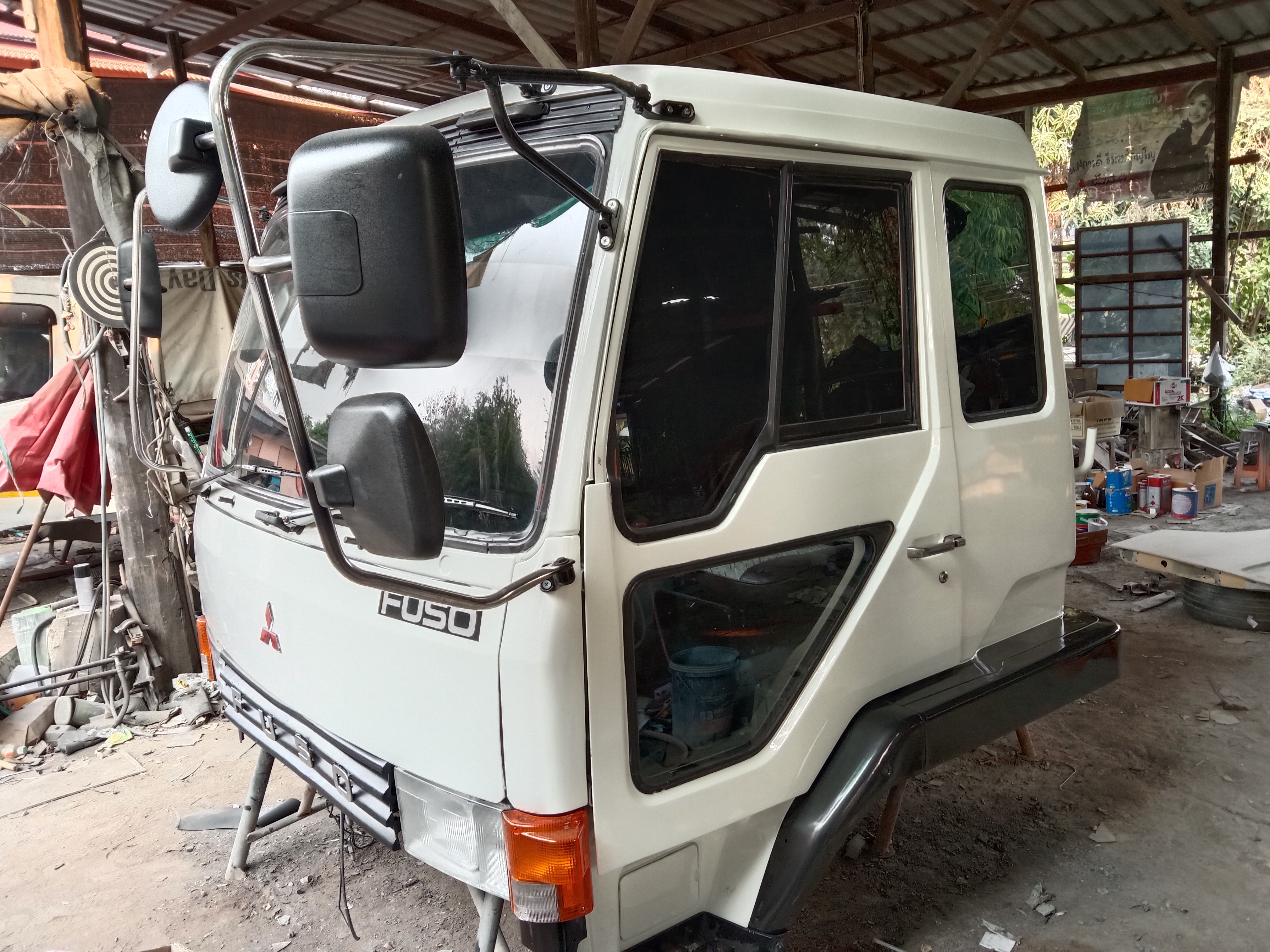 ขาย หัวเก๋ง MITSUBISHI ฟูโซ่ 527 อุปกรณ์ครบพร้อมใช้งาน ขาย หัวเก๋ง MITSUBISHI ฟูโซ่ 527 อุปกรณ์ครบพร้อมใช้งาน