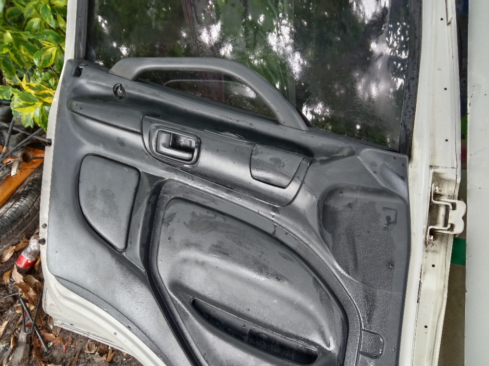 ขาย ประตูฮีโน่ เมก้า ซ้าย-ขวา ราคา 6500