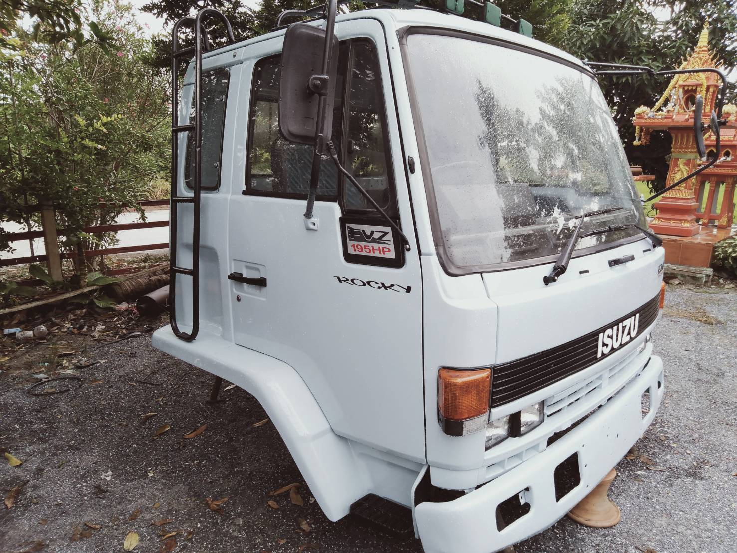 ขายหัวสิบล้อ ร๊อคกี้ มีขาดีดหน้า-ขาค้ำหลัง กันชนหน้า กันเกียร์ ยกใส่ได้เลย ขายหัวสิบล้อ ร๊อคกี้ มีขาดีดหน้า-ขาค้ำหลัง กันชนหน้า กันเกียร์ ยกใส่ได้เลย