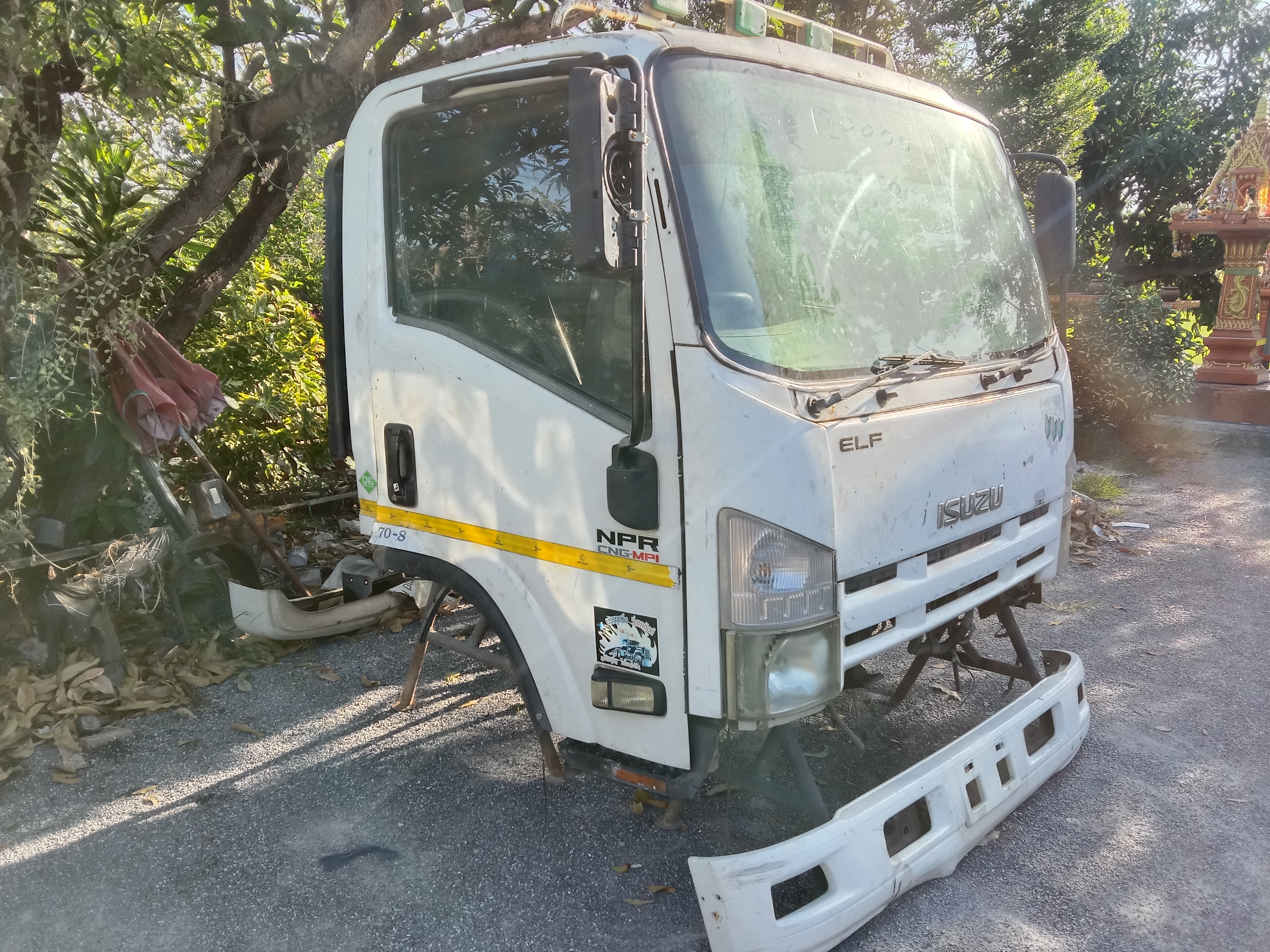 ขายหัวเก๋ง หกล้อ ISUZU NPR150 พร้อมใช้ ขายหัวเก๋ง หกล้อ ISUZU NPR150 พร้อมใช้