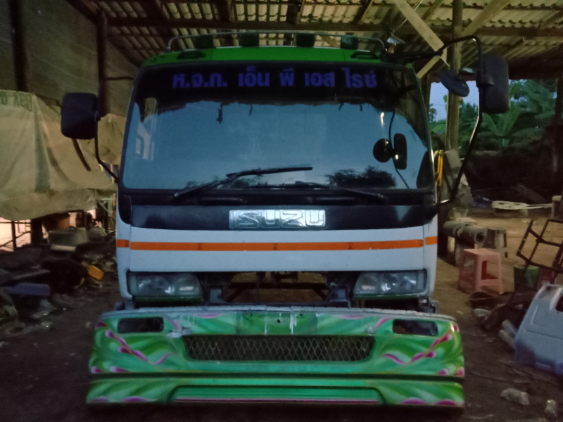 ขาย หัวISUZU เดก้า อุปกรณ์ครบพร้อมใช้