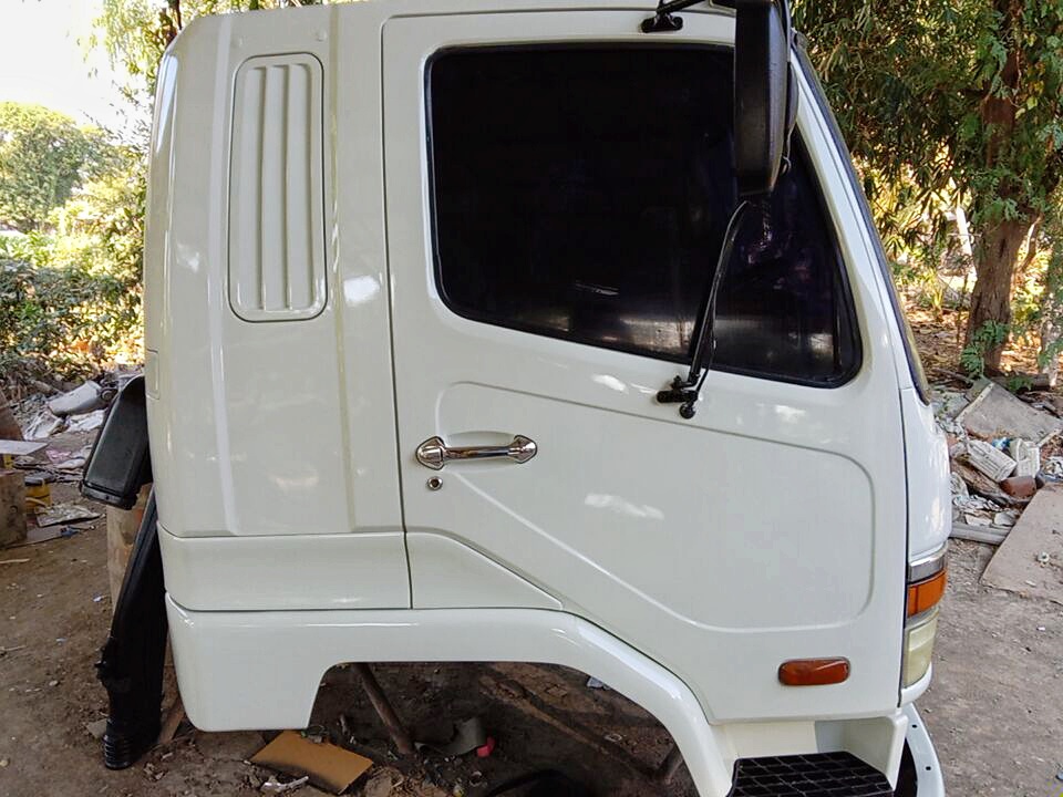 ขาย หัวสิบล้อ มิตซู FUSO พร้อมใช้ ขาย หัวสิบล้อ มิตซู FUSO พร้อมใช้