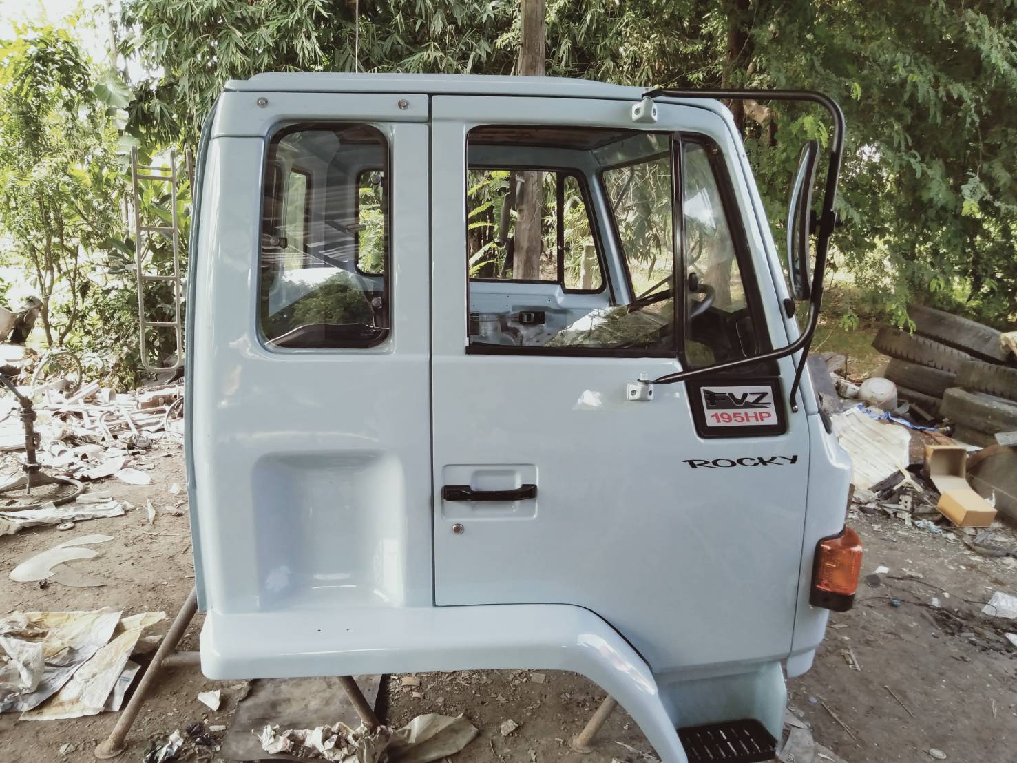 ISUZU ร็อคกี้ พร้อมใช้