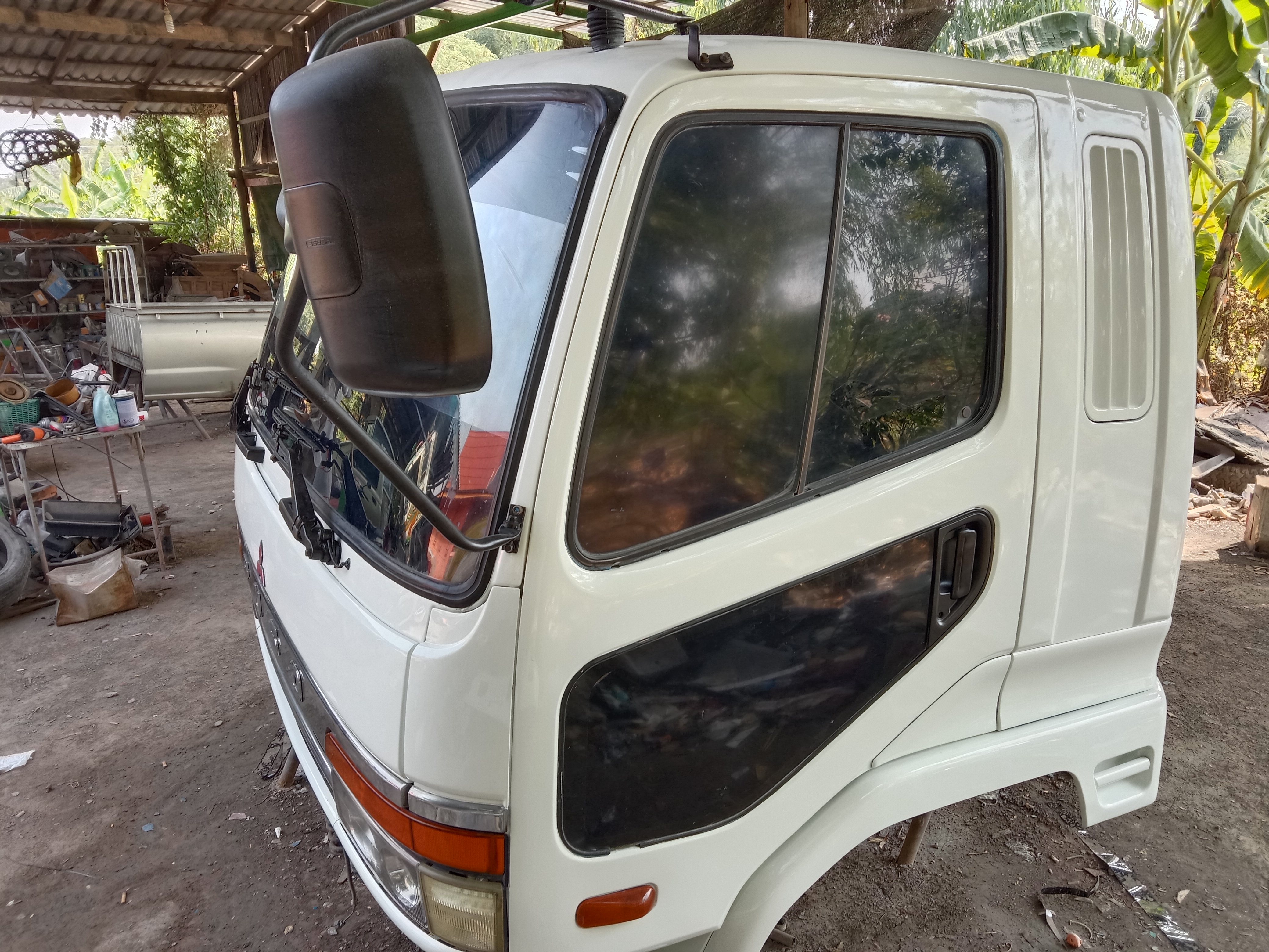 ขายหัวเก๋ง Mitsubishi ฟูโซ่ 627 อุปกรณ์ครบ พร้อมใช้ ขายหัวเก๋ง Mitsubishi ฟูโซ่ 627 อุปกรณ์ครบ พร้อมใช้