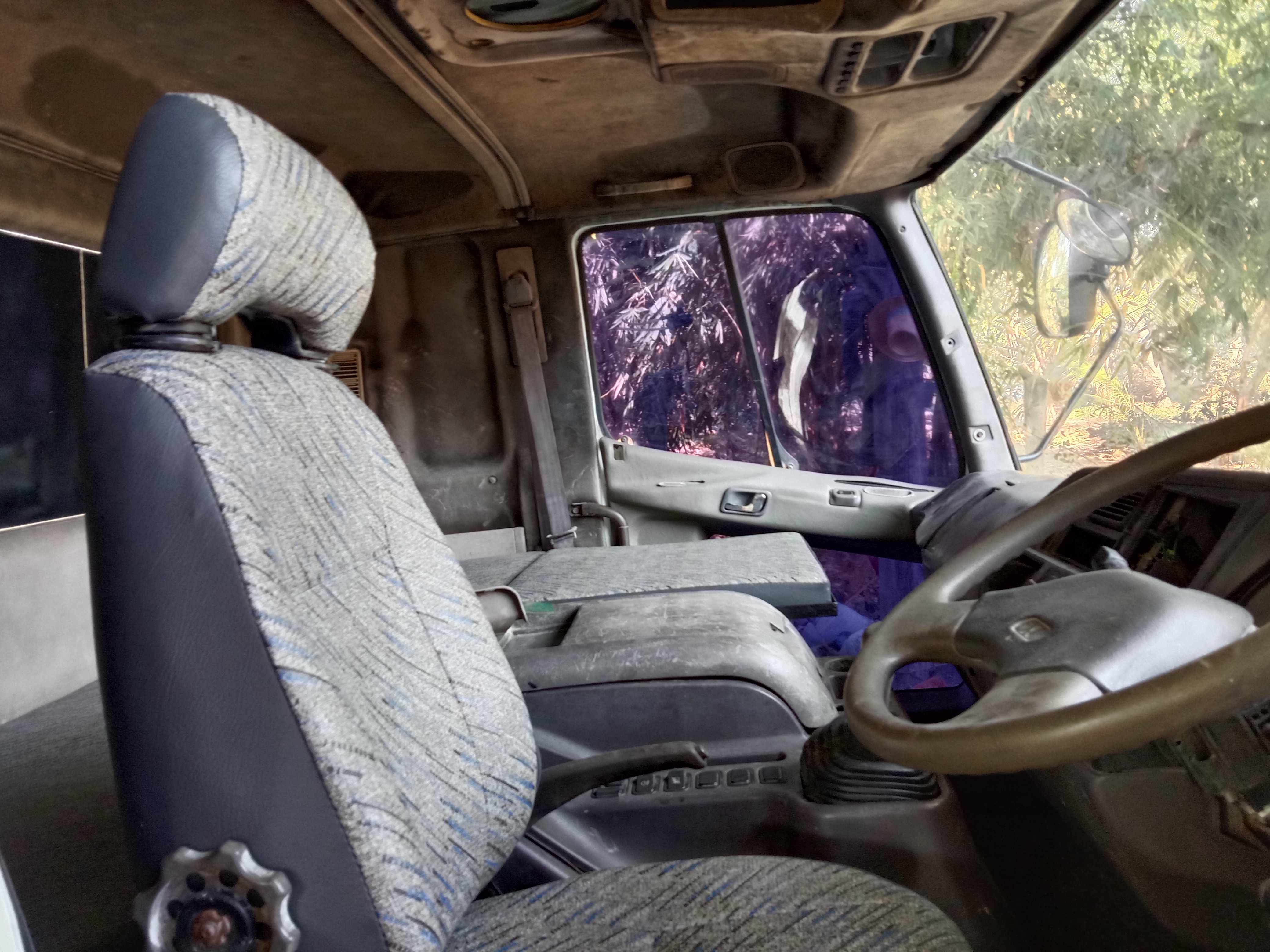 ขาย หัวสิบล้อ มิตซู FUSO พร้อมใช้ ขาย หัวสิบล้อ มิตซู FUSO พร้อมใช้