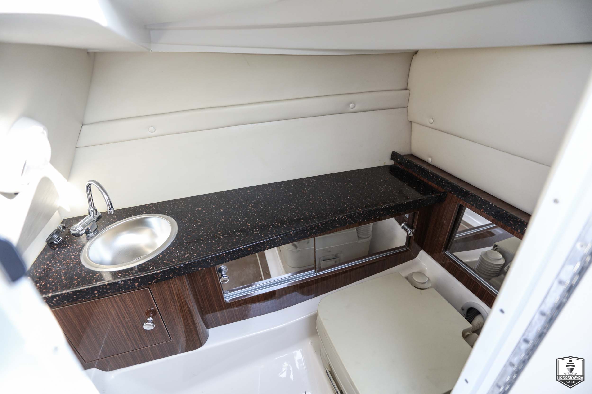 2013 Regal 24 Fasdeck | Volvo Penta 300HP V8 2013 Regal 24 Fasdeck | Volvo Penta 300HP V8
