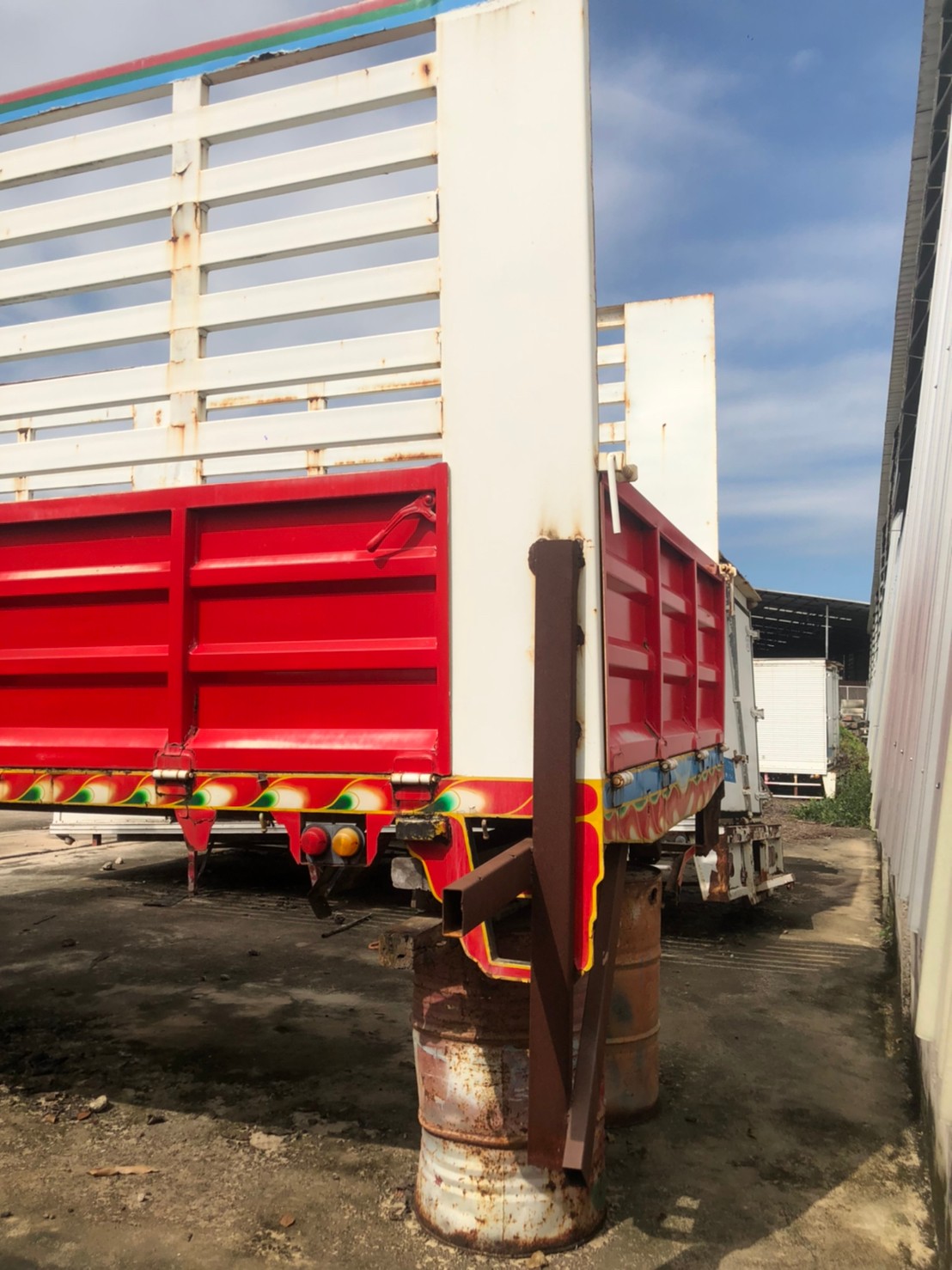 กระบะ กxยxส ช 6.10x2.45x2.20  เมตร