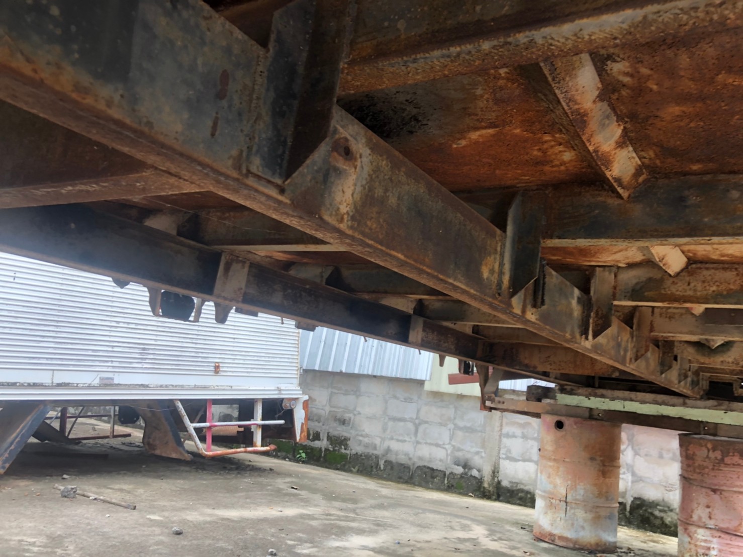 กระบะ กxยxส ช 6.10x2.45x2.20  เมตร