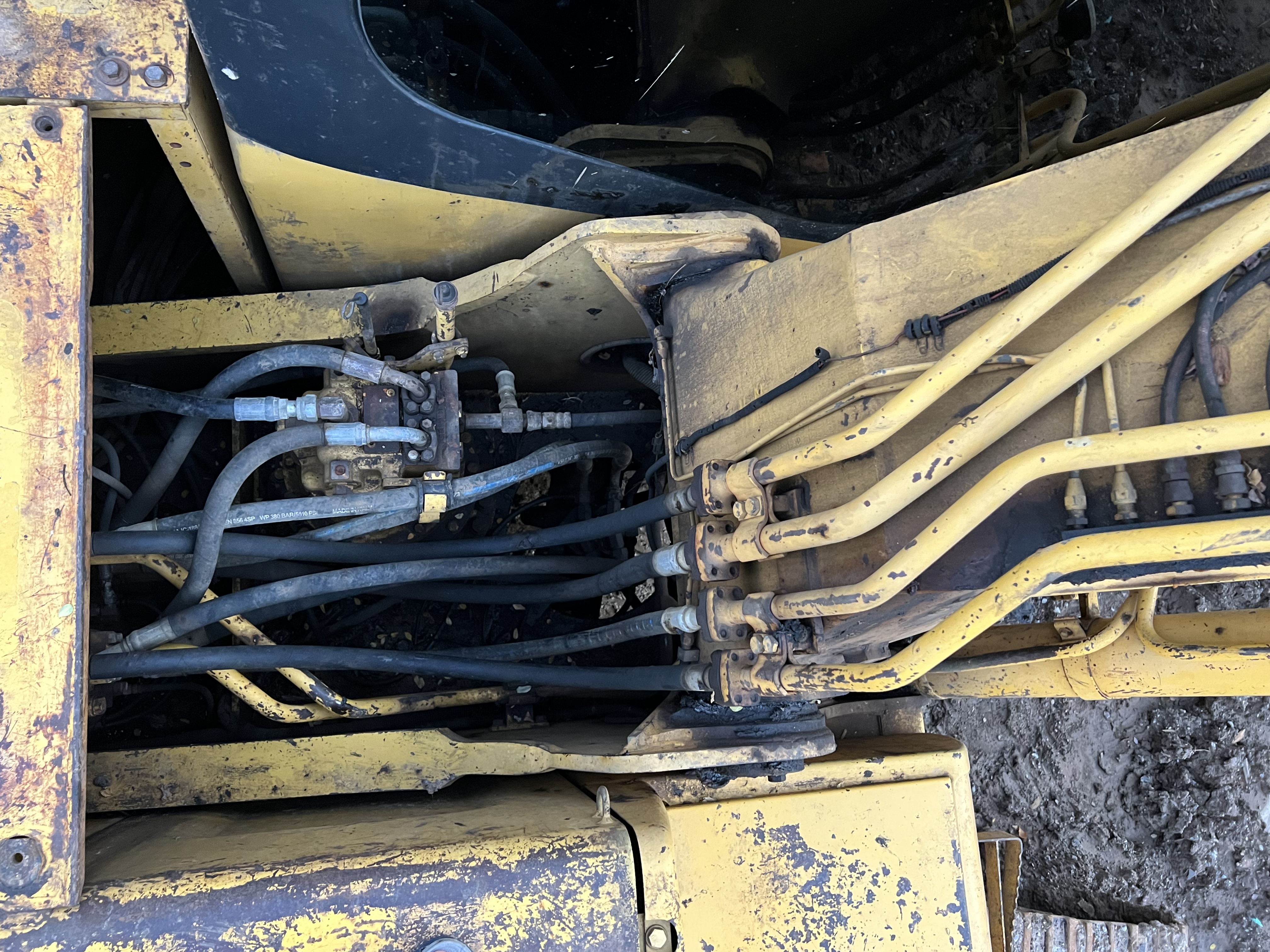 1,200,000 บาท KOMATSU PC200-7 9,300 ชั่วโมง เช็คทำเครื่องใหม่ พร้อมใช้งาน โทรสายตรง 061-8044186 ครับ พิกัดพิษณุโลกครับ 1,200,000 บาท KOMATSU PC200-7 9,300 ชั่วโมง เช็คทำเครื่องใหม่ พร้อมใช้งาน โทรสายตรง 061-8044186 ครับ พิกัดพิษณุโลกครับ