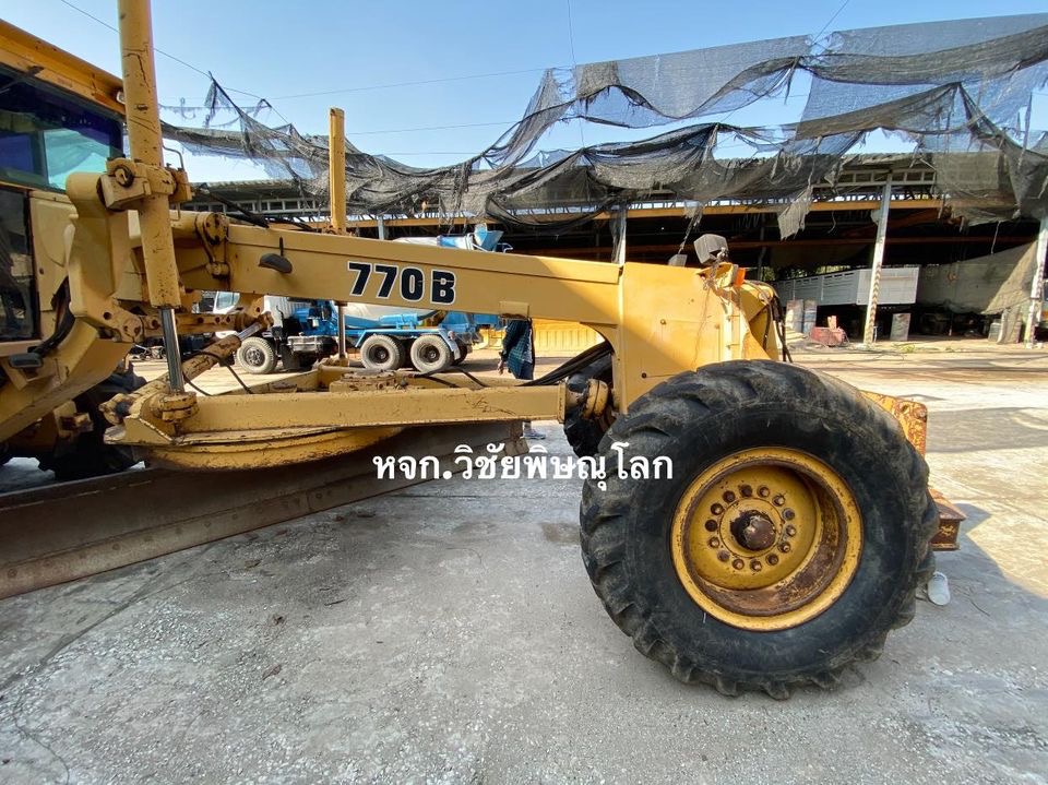 รถเกรด JOHN DEERE 770B Made In USA สภาพพร้อมใช้งาน ราคา 1,900,000 บาท โทร 061-8044186 รถเกรด JOHN DEERE 770B Made In USA สภาพพร้อมใช้งาน ราคา 1,900,000 บาท โทร 061-8044186