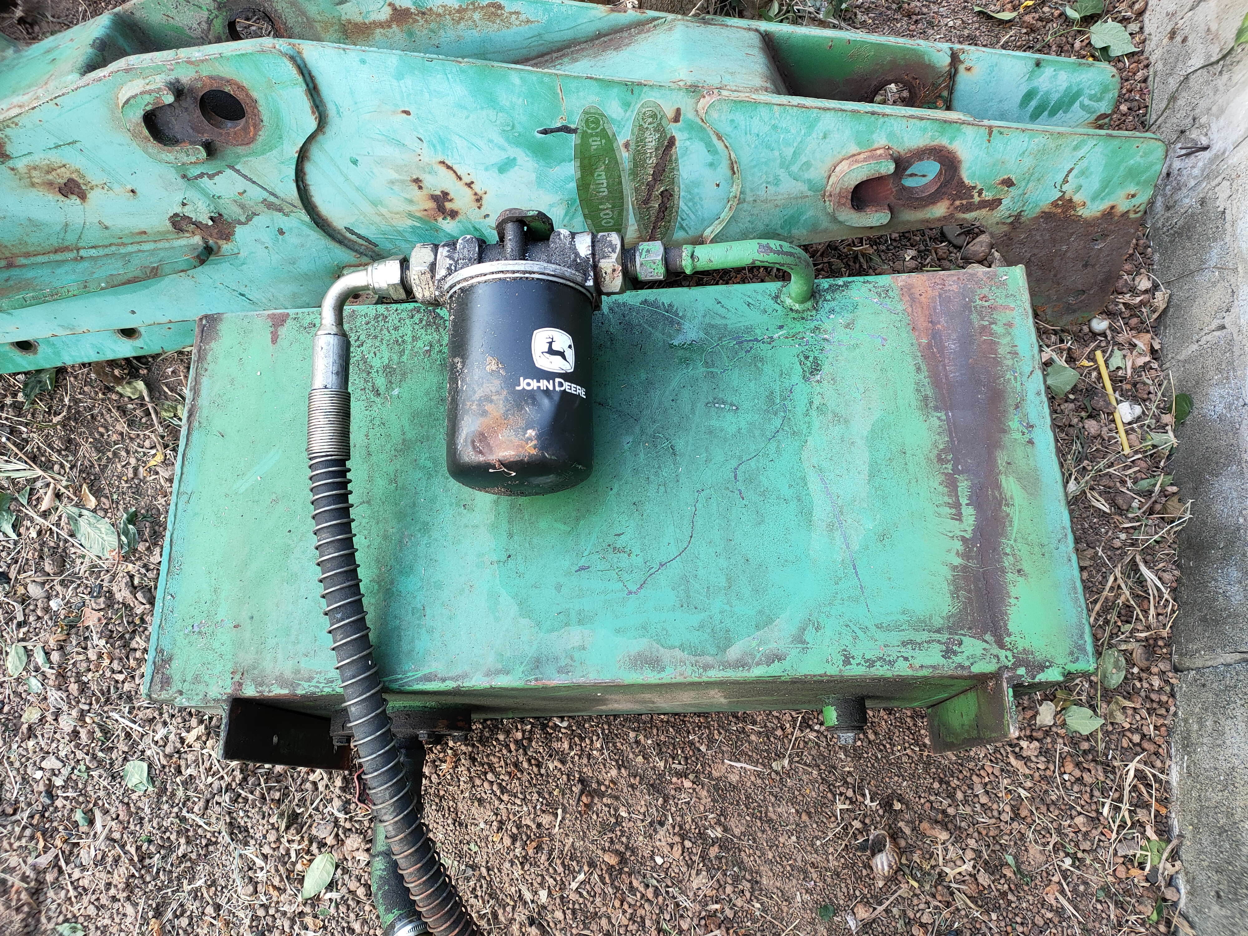 ขายตัวตัก รถไถ อุปกรณ์ครบ ถอดลงจาก รถไถ จอหน์เดียร์ 5090 สภาพพร้อมใช้งาน สนใจสอบถาม 093-0764943 K ตั้ม ราคา 38000 ดูของ จ.สกลนคร อ.สว่างแดนดิน สภาพสวย