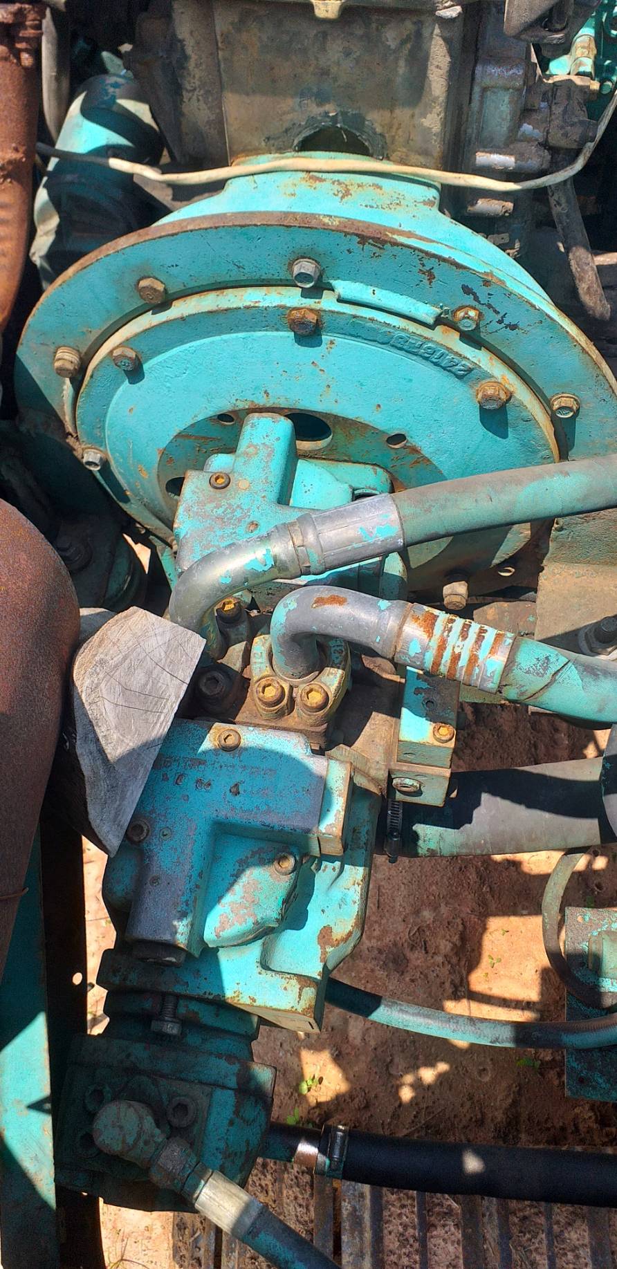 ขายแบตโคร KOBELCO SK60 MART II สภาพพร้อมใช้งาน เครื่องปั้มดี โซ่ช่วงล่างสวย เอกสารสัญญาซื้อขาย สนใจ โทร 093-0764943 K ตั้ม