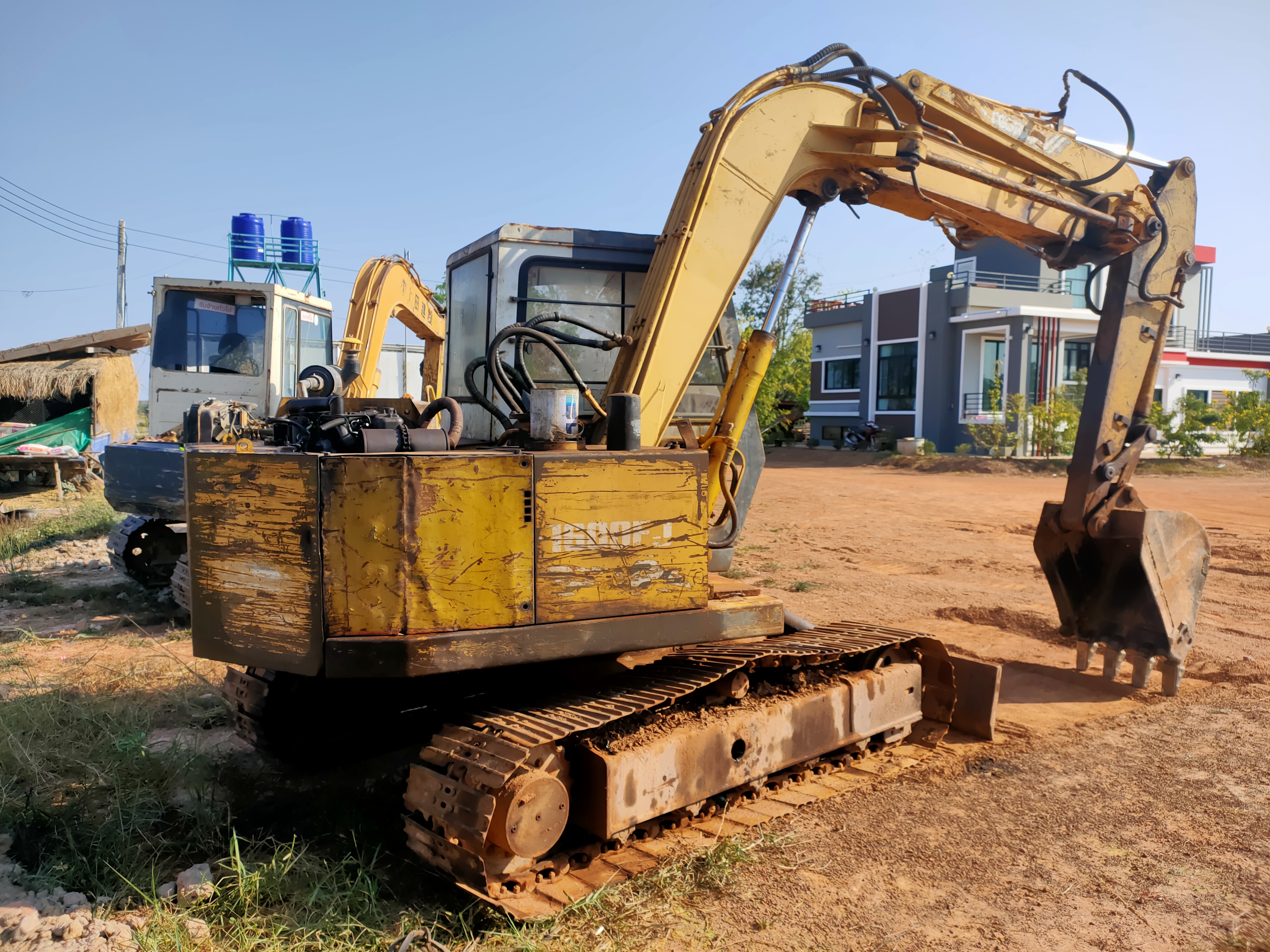 ขายแบคโคร (SUMITOMO 60UU ขายตามสภาพ ราคาถูก 145000 สนใจสอบถาม 093-0764943 K ตั้ม ขายแบคโคร (SUMITOMO 60UU ขายตามสภาพ ราคาถูก 145000 สนใจสอบถาม 093-0764943 K ตั้ม