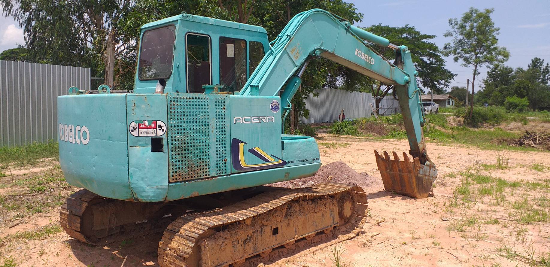 ขายแบตโคร KOBELCO SK60 MART II สภาพพร้อมใช้งาน เครื่องปั้มดี โซ่ช่วงล่างสวย เอกสารสัญญาซื้อขาย สนใจ โทร 093-0764943 K ตั้ม