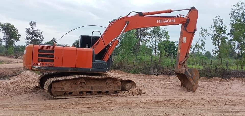 ขายแบตโคร HITASHI ZX200-5G สภาพพร้อมใช้งาน ช่วงล่างเต็ม ไฟฟ้าสมบูรณ์ เอกสารเล่มทะเบียน สนใจสอบถาม 093-0764943 K ตั้ม