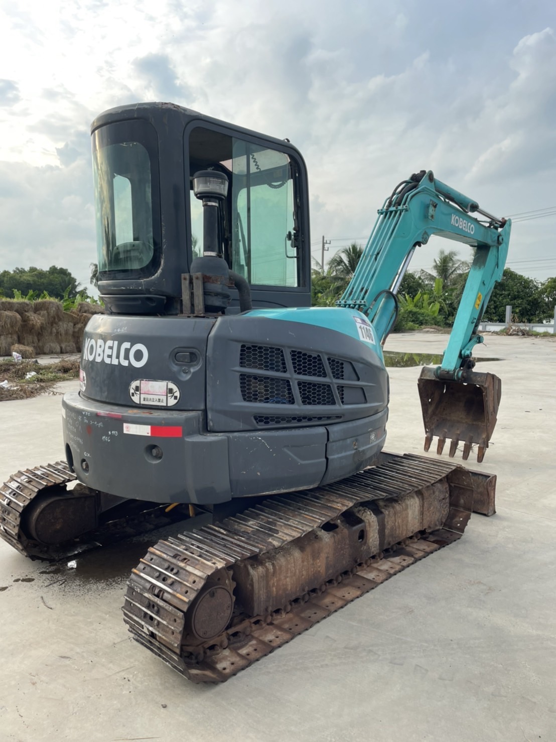 Sk55sr เก่านอกไม่เคนใช้งานในไทย ลองที่ลาดหลุมแก้ว ปทุมธานี Sk55sr เก่านอกไม่เคนใช้งานในไทย ลองที่ลาดหลุมแก้ว ปทุมธานี