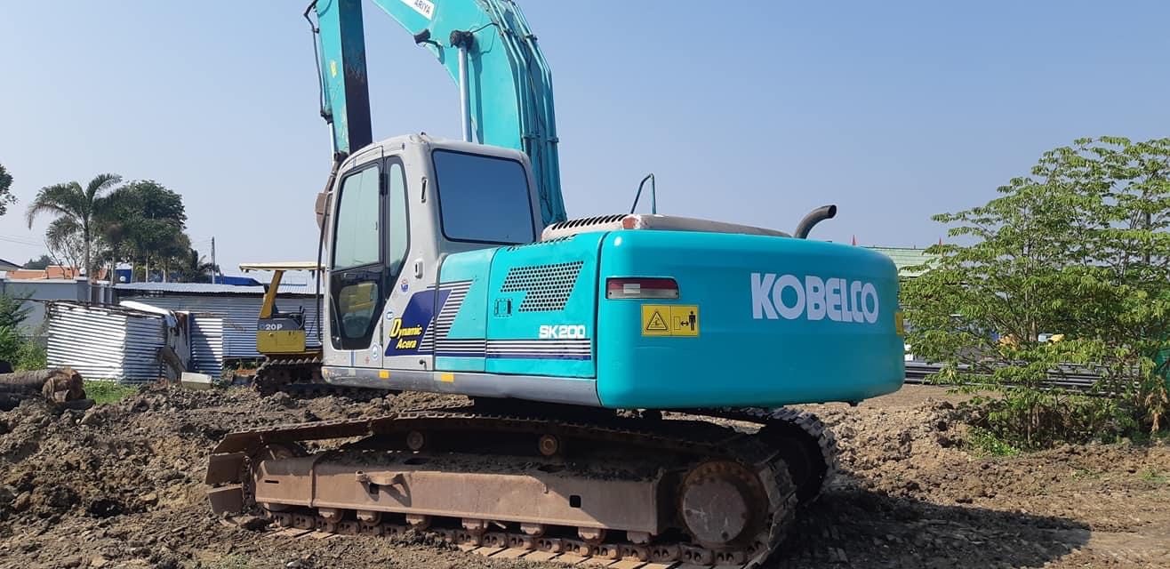 ขาย 980,000 บาท KOBELCO SK200 MARK 6 YN10 Super 