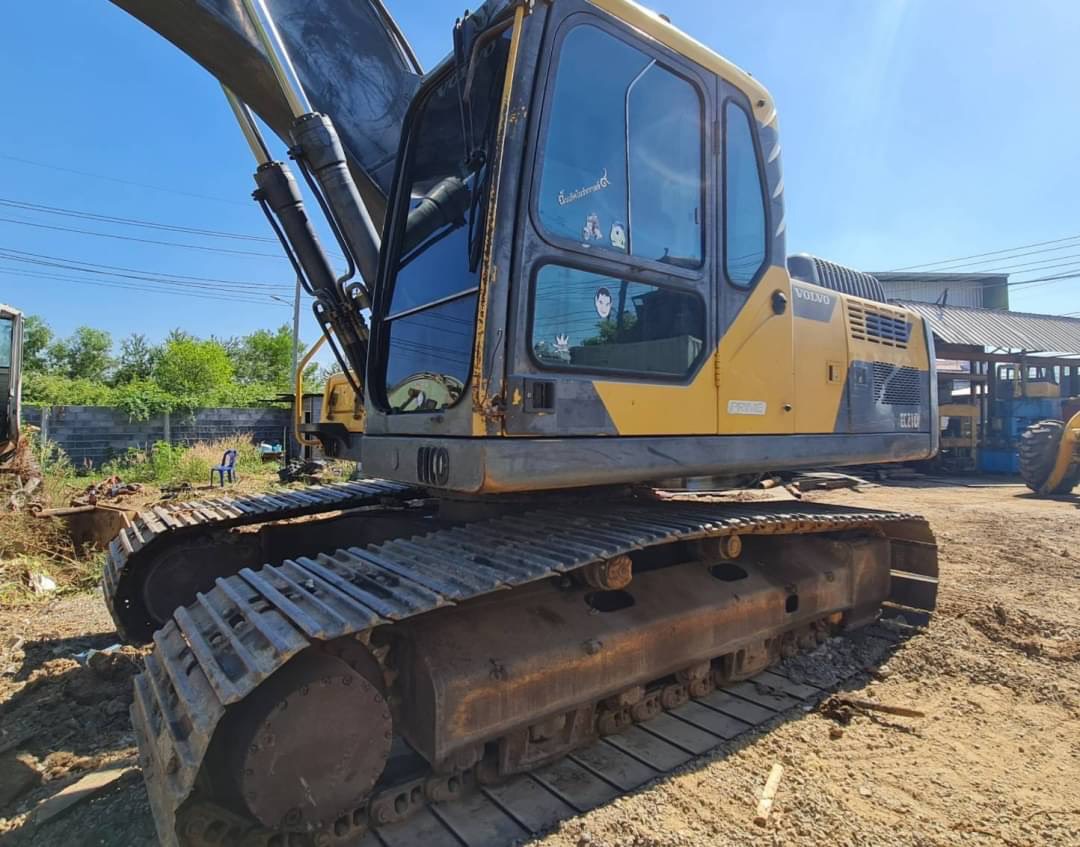 ขาย 870,000 บาท VOLVO EC210B PRIME ปี 2012 ทำงาน 1x,xxx ชม
